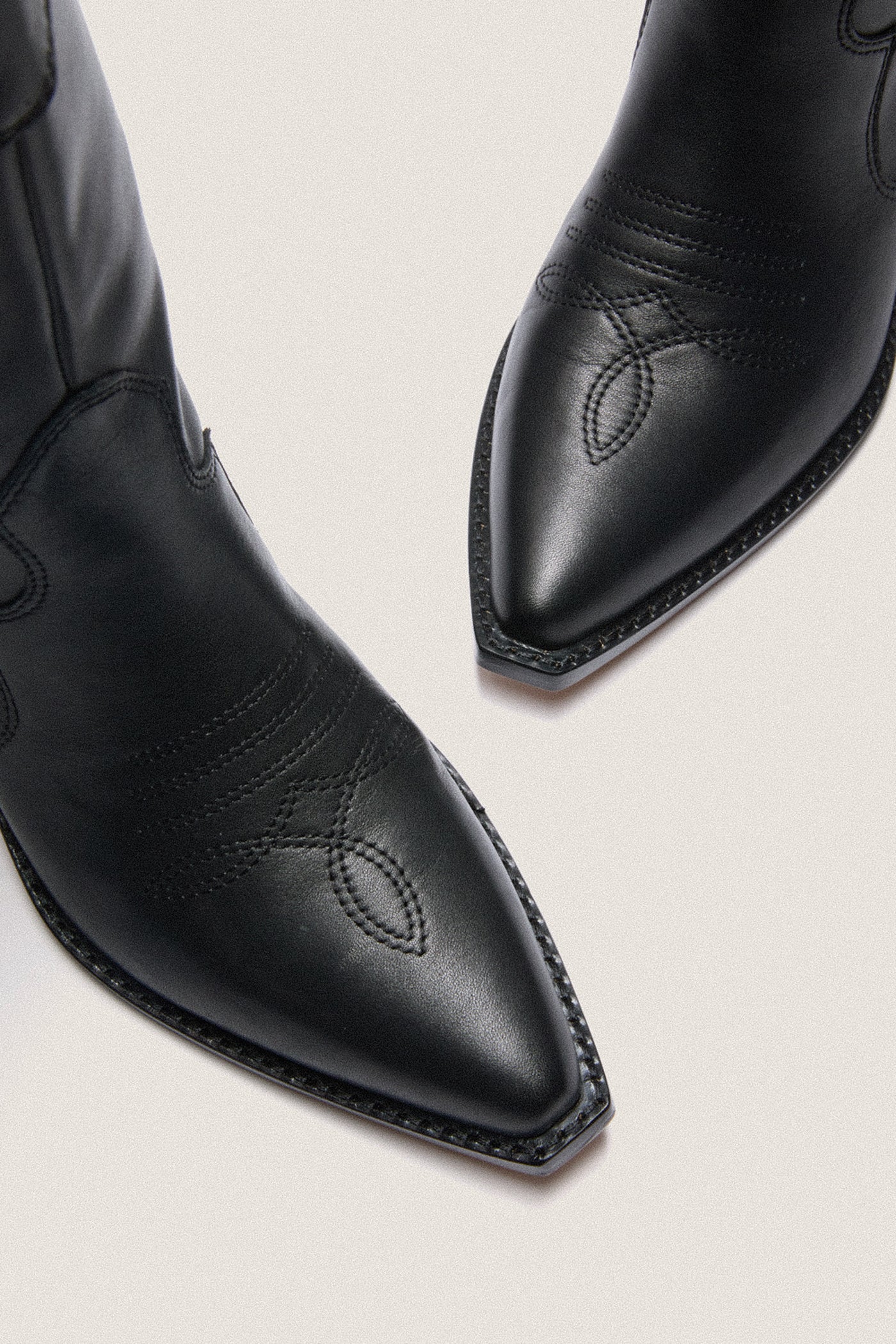 Tuckernuck Shoes Black Leather Wilson Western Boots Black Leather / 7.5 Tuckernuck Shoes Black Leather Wilson Western Boots Black Leather / 7.5