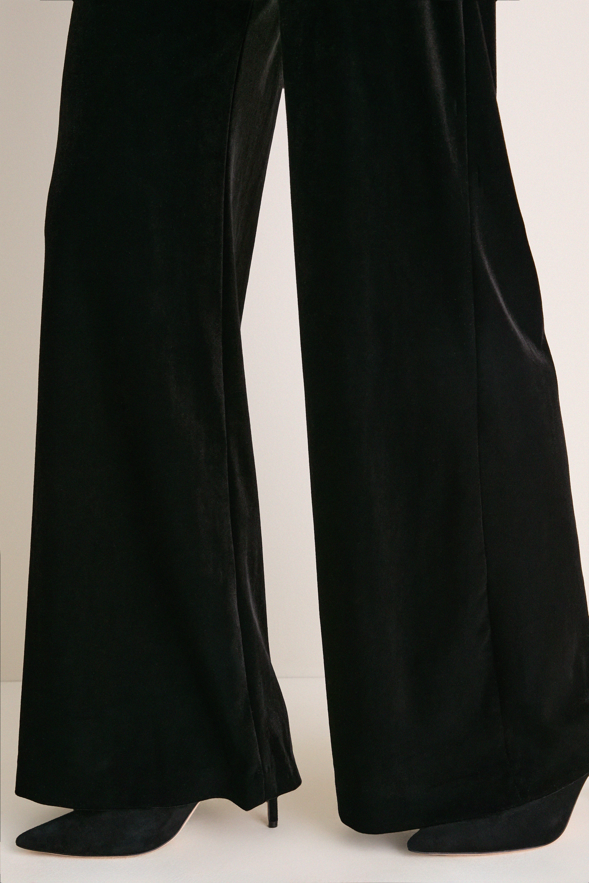 Black Velvet Deja Pant