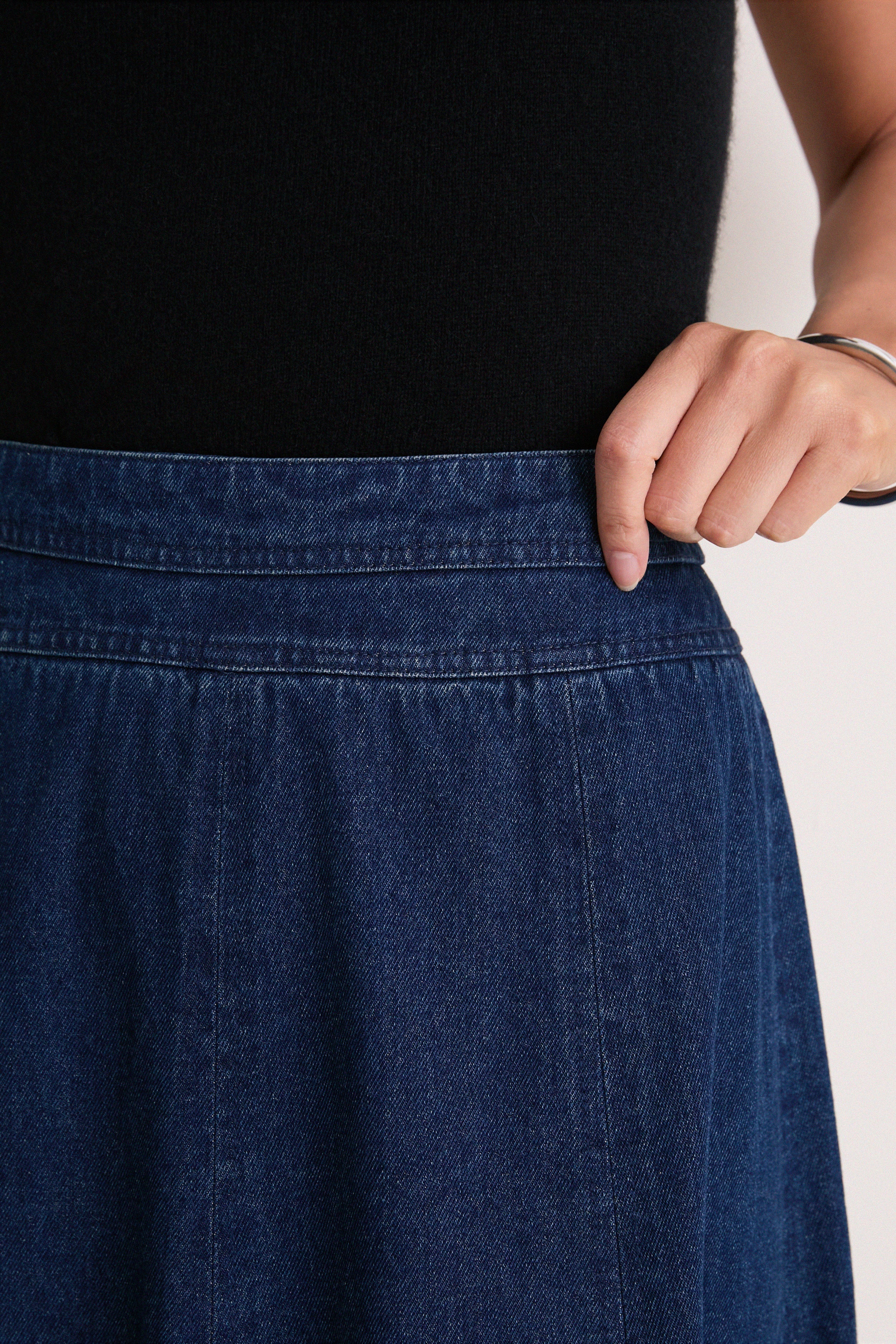 Dark Denim Brynn Skirt | Tuckernuck