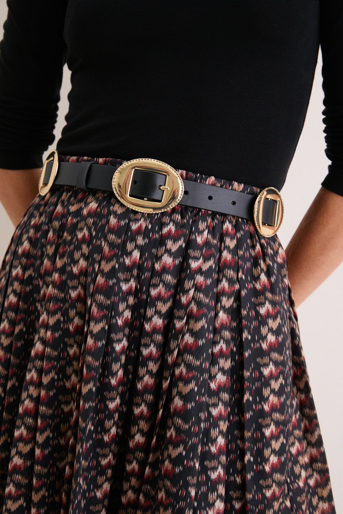 Black Western Buckle Belt