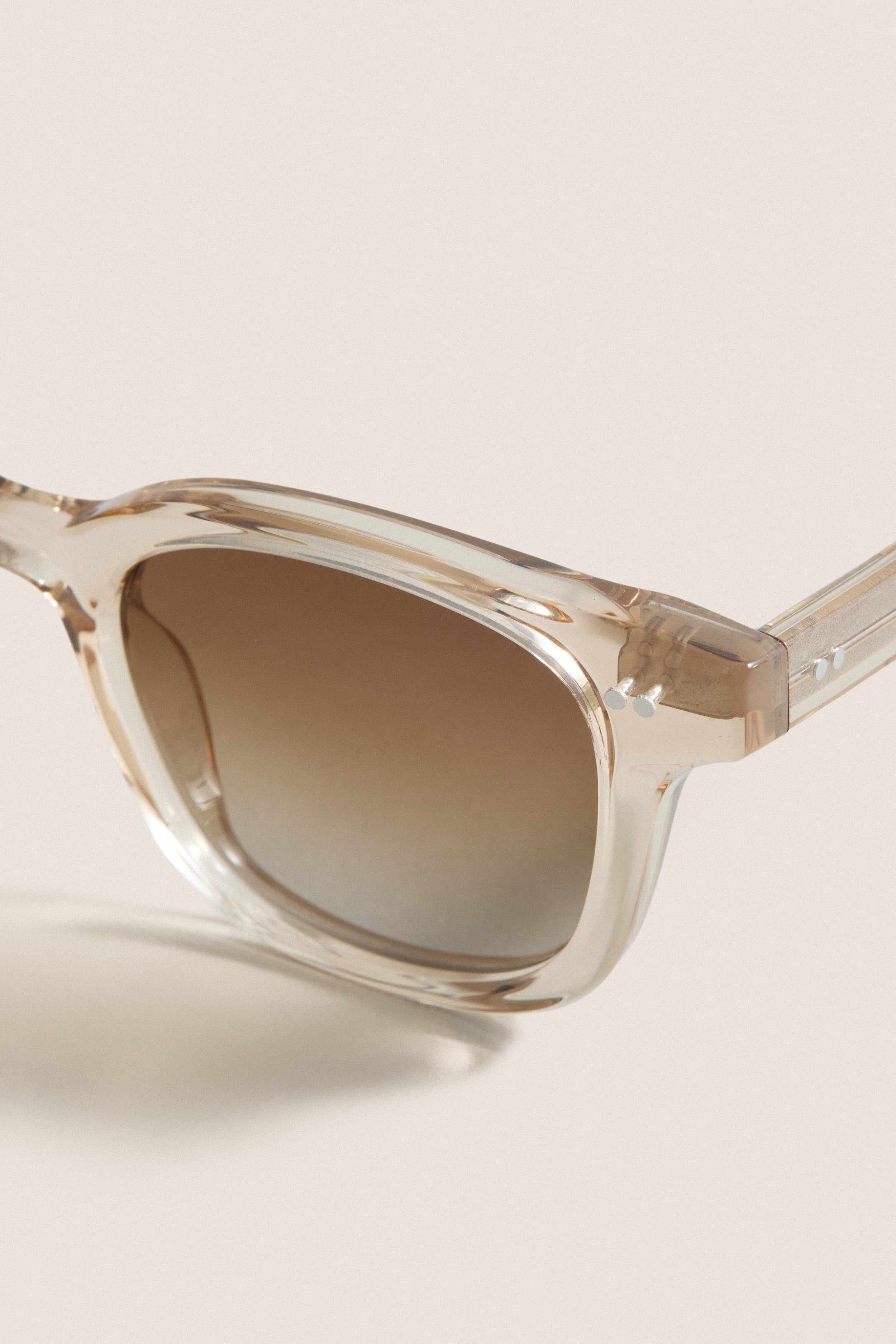 02 Ecru Sunglasses | Chimi