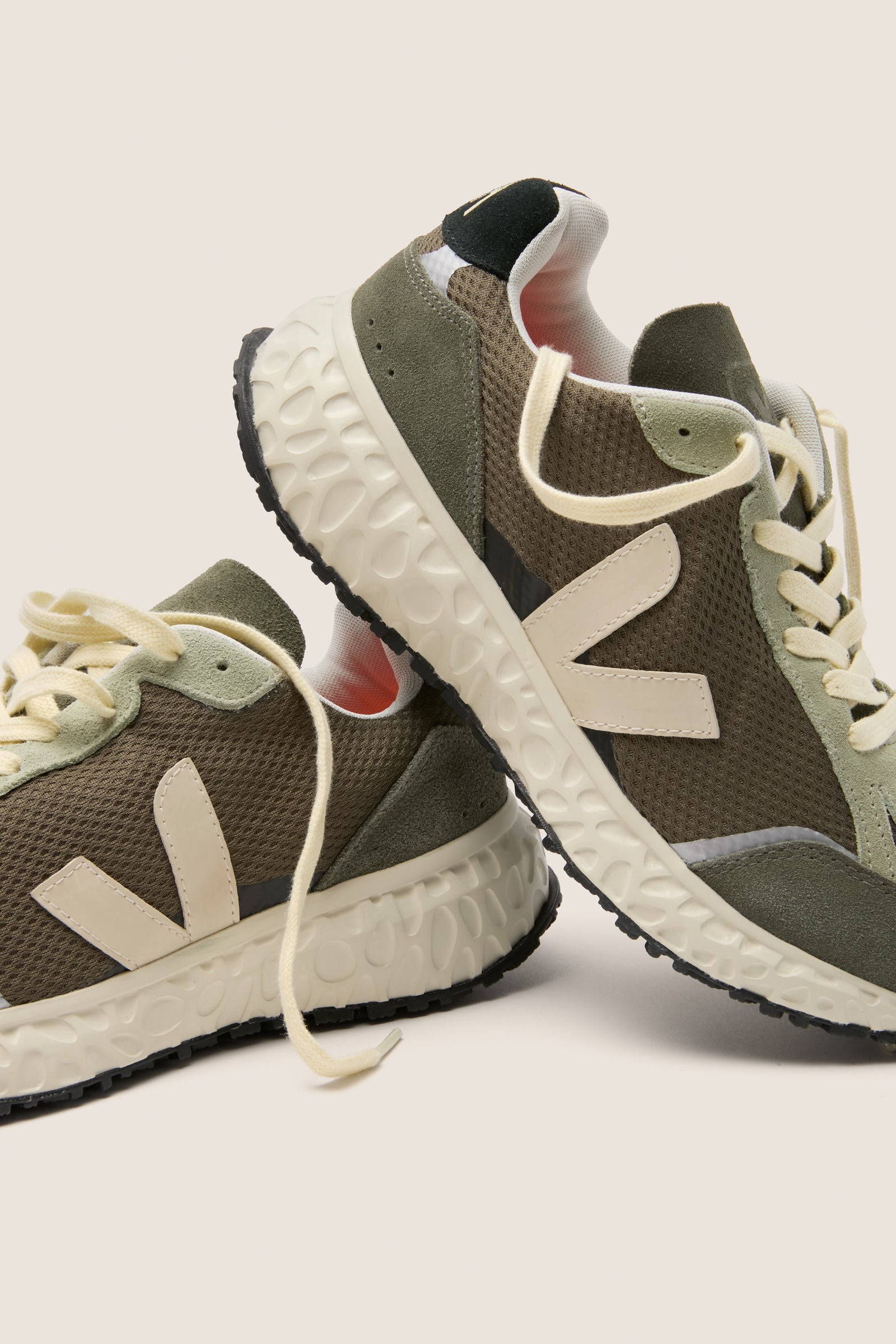 Kaki Pierre Condor Royale Sneakers