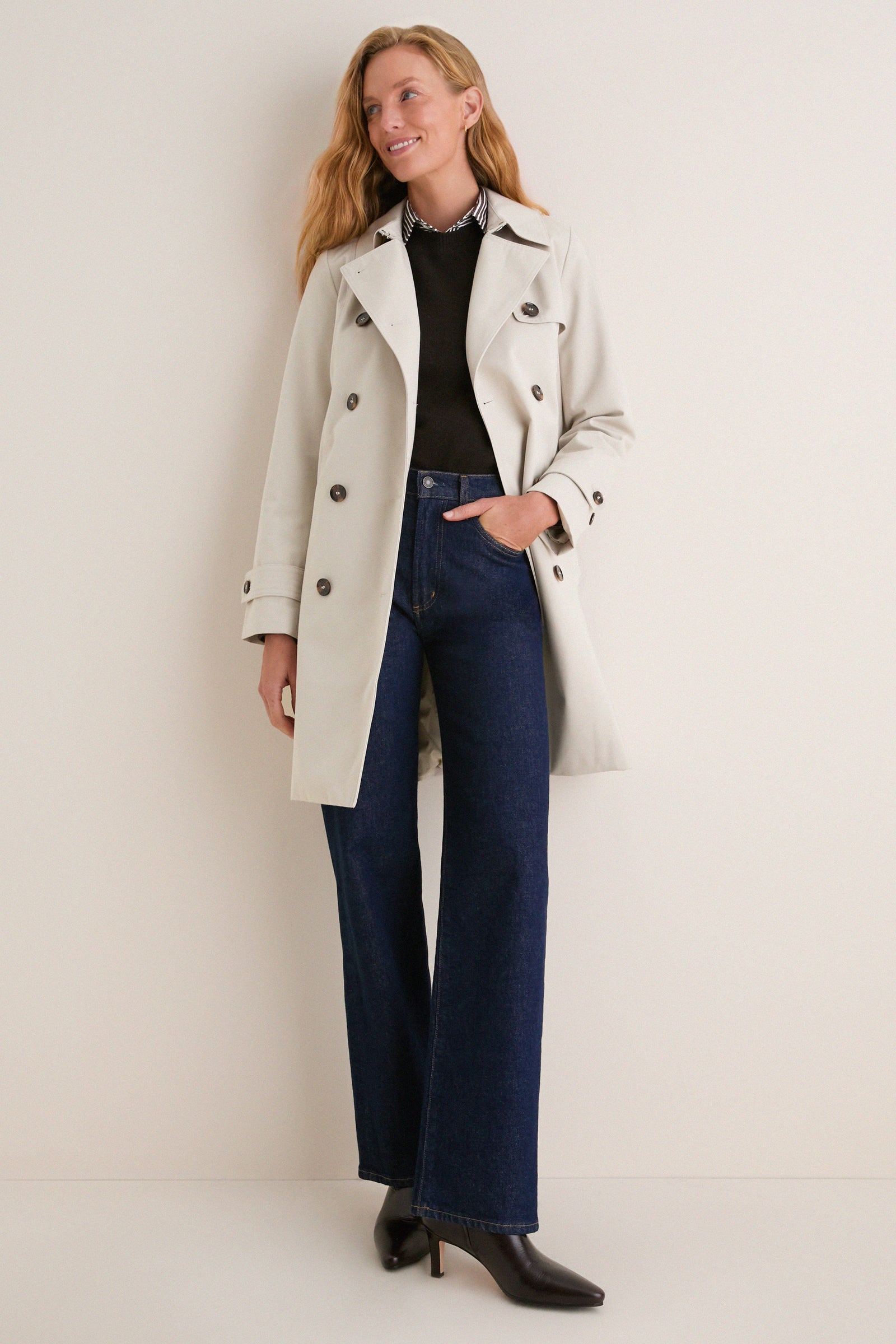 Mist Short Greta Showerproof Jacket
