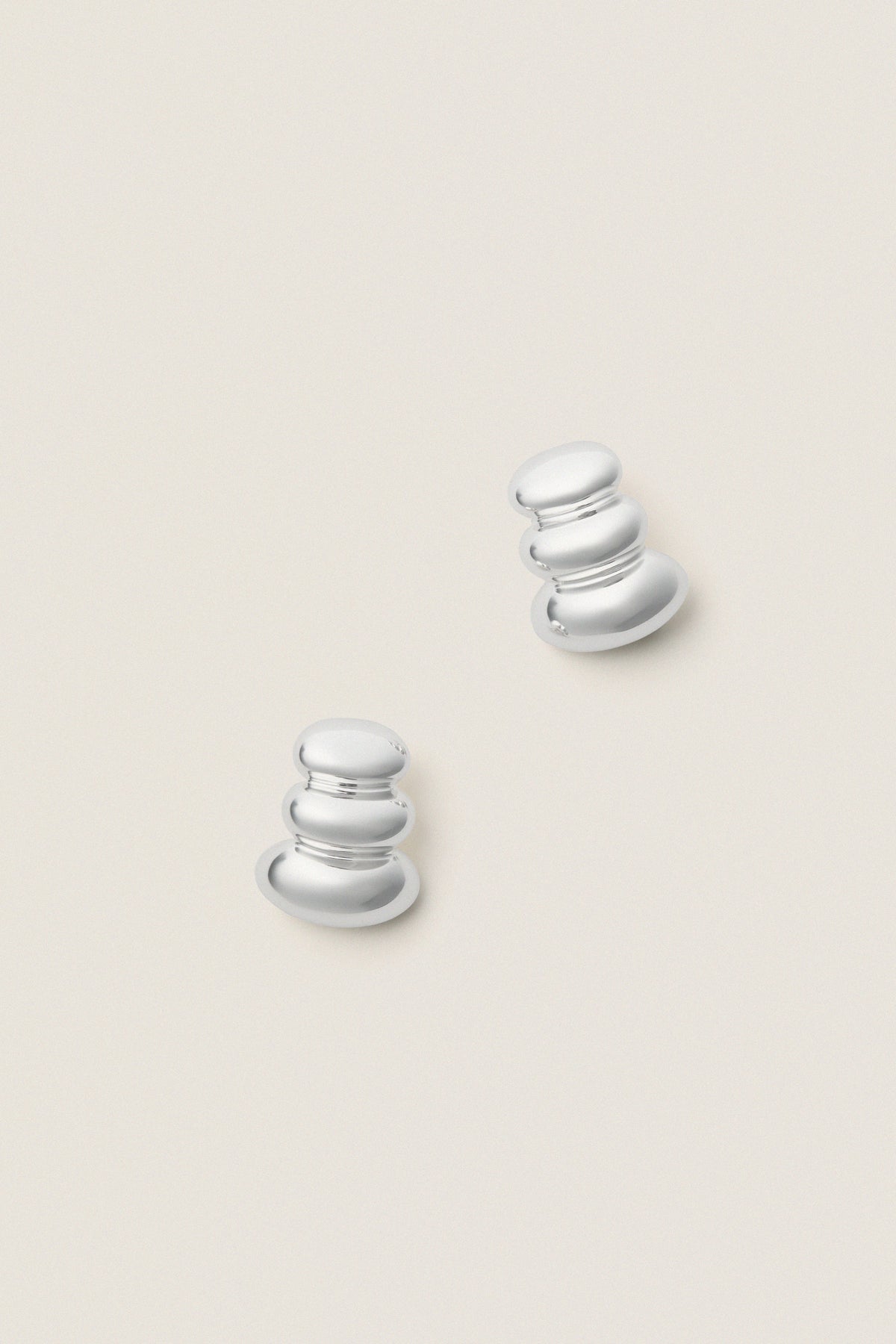 High Polish Silver Non-Stop Earrings