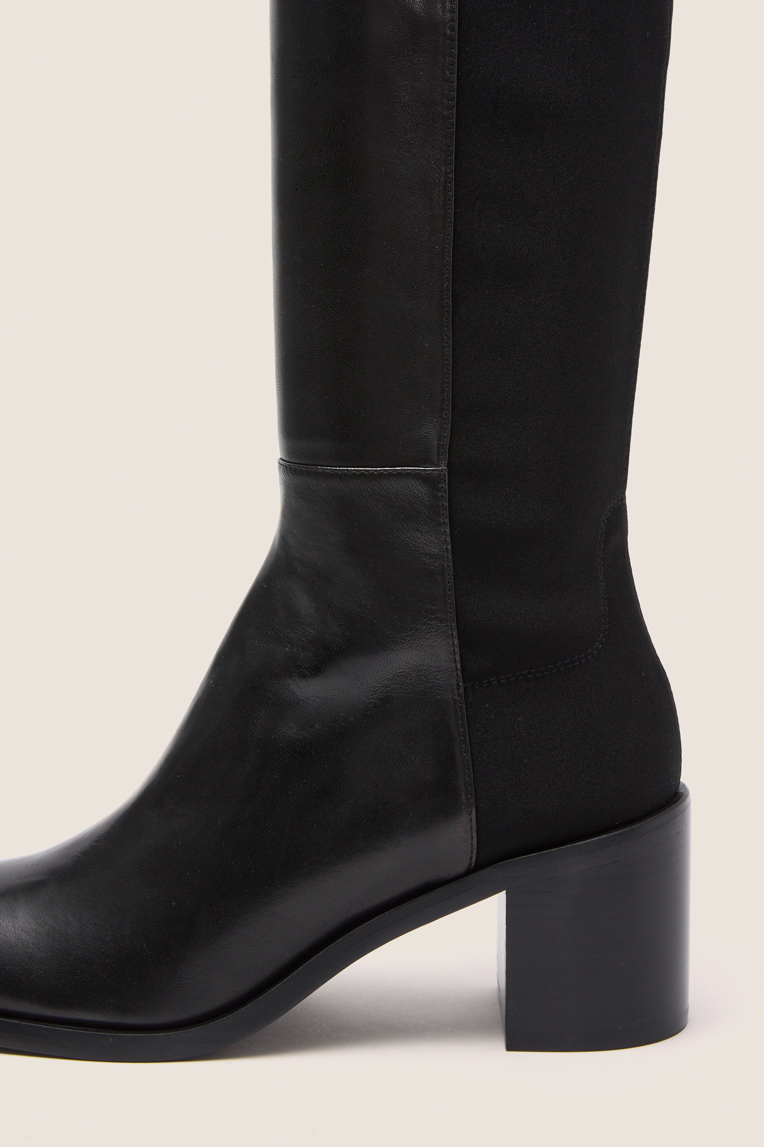 Black 5050 Finn Boots