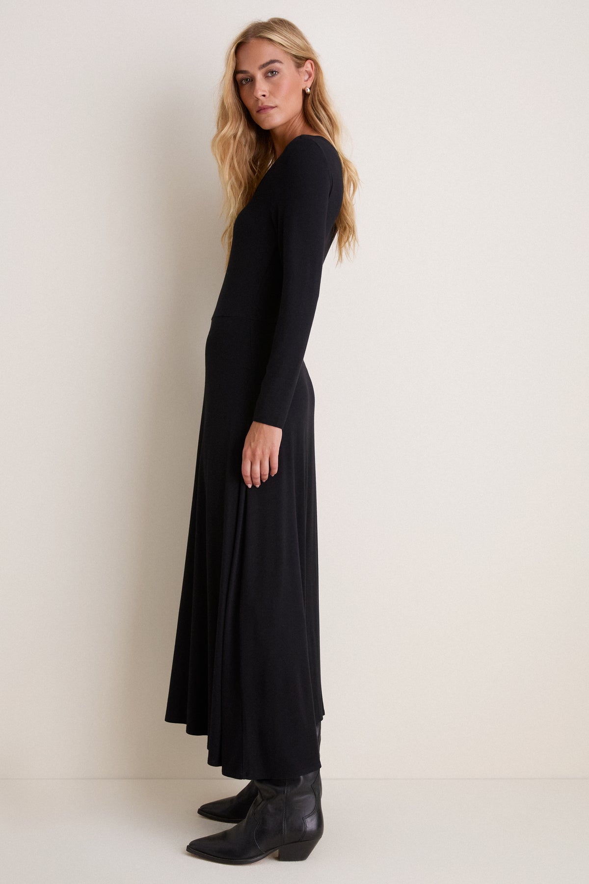 Black Long Sleeve Sara Maxi Dress