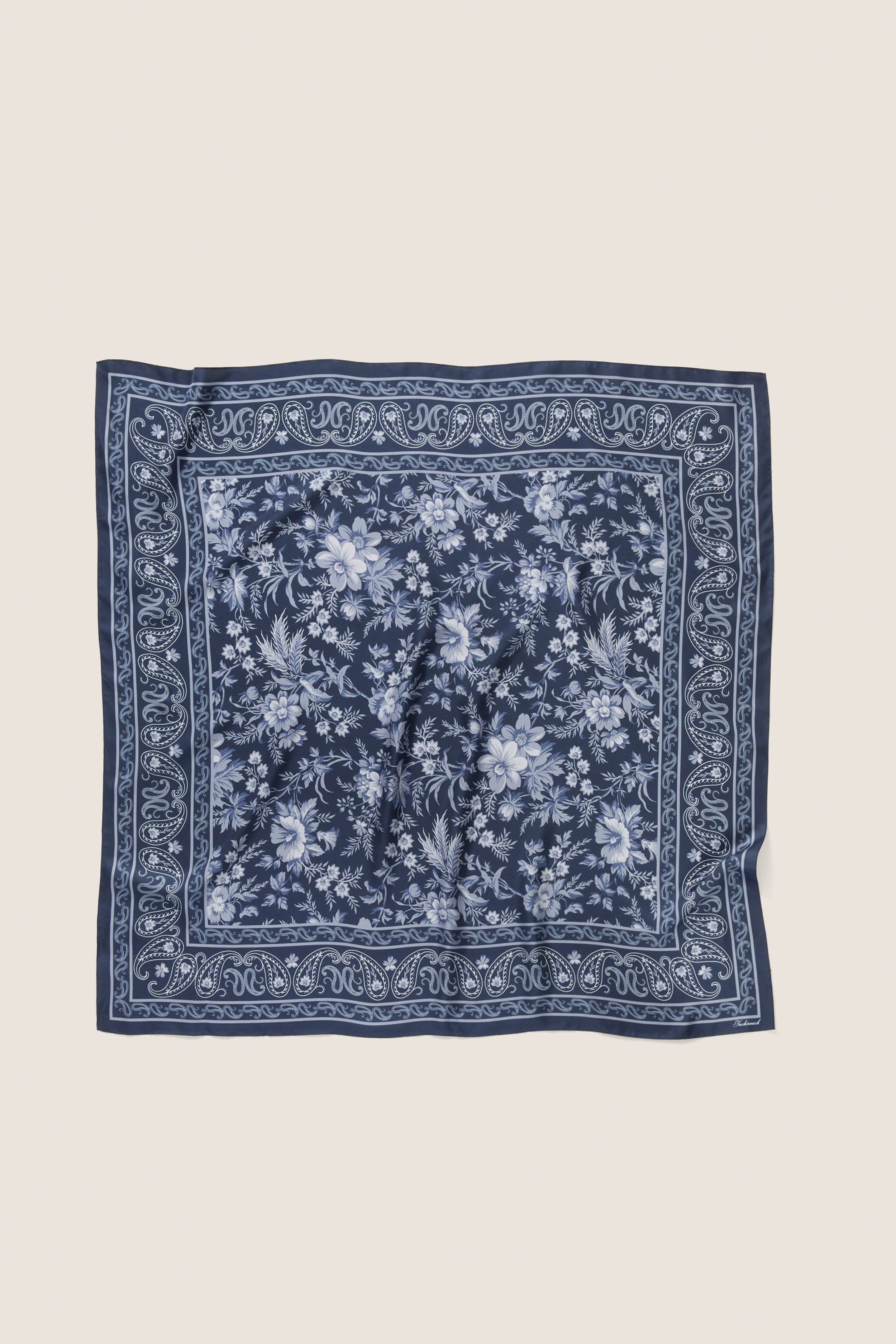 【SS25_week12 】Supreme Silk Bandana（Navy） AE Navy Bandana | American Eagle