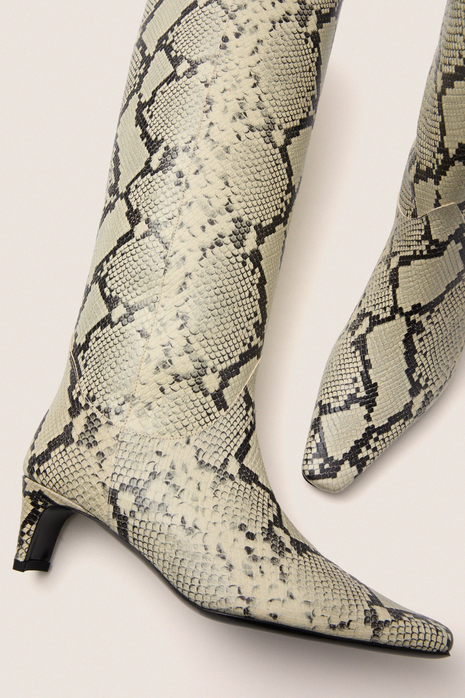 White Snake Western Wally Boot