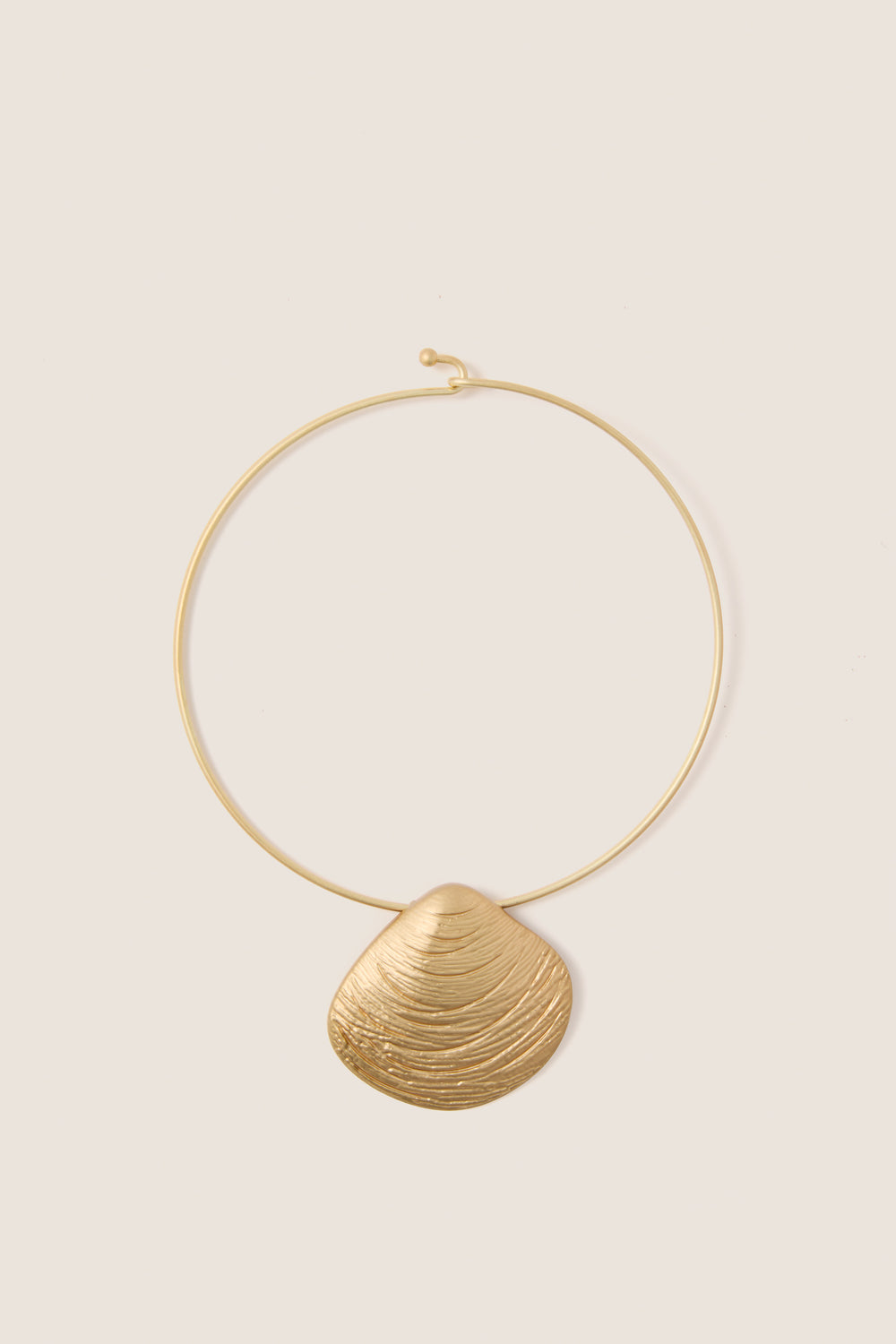 Gold Clam Shell Lillian Necklace