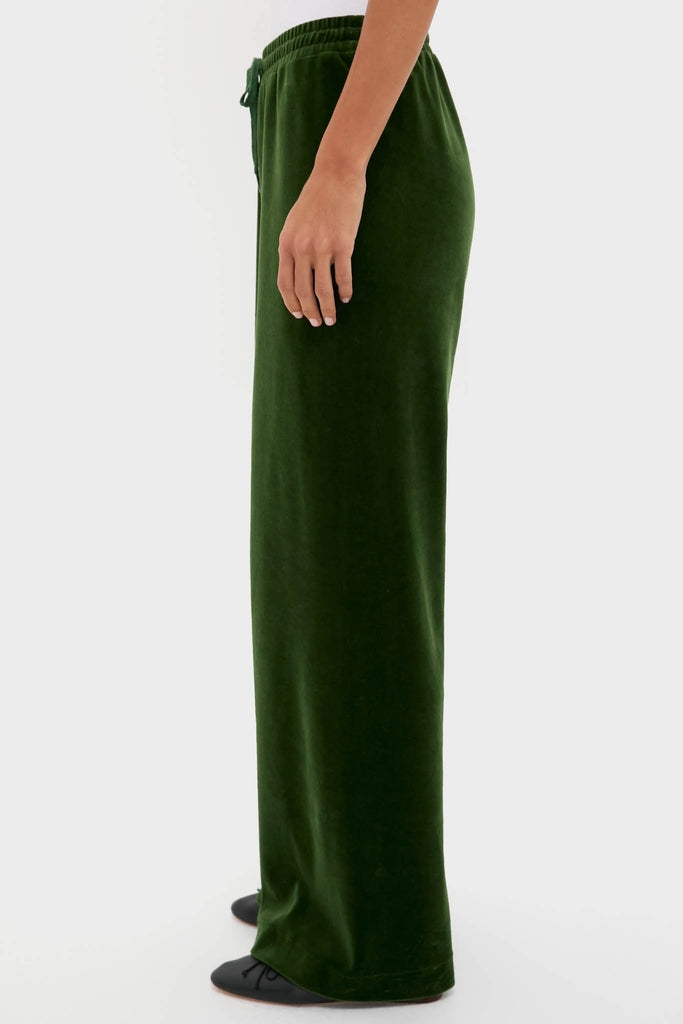 Douglas Fir Velour Jane Pant showcases a classic, effortless style with its high-end wide-leg design and elasticated waistband, perfect for fun, relaxed loungewear.