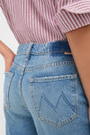 Classic and effortless, the Folk Star The Dodger Flood jeans showcase a fun light-wash denim with an M stitch and high-end MOTHER tag.