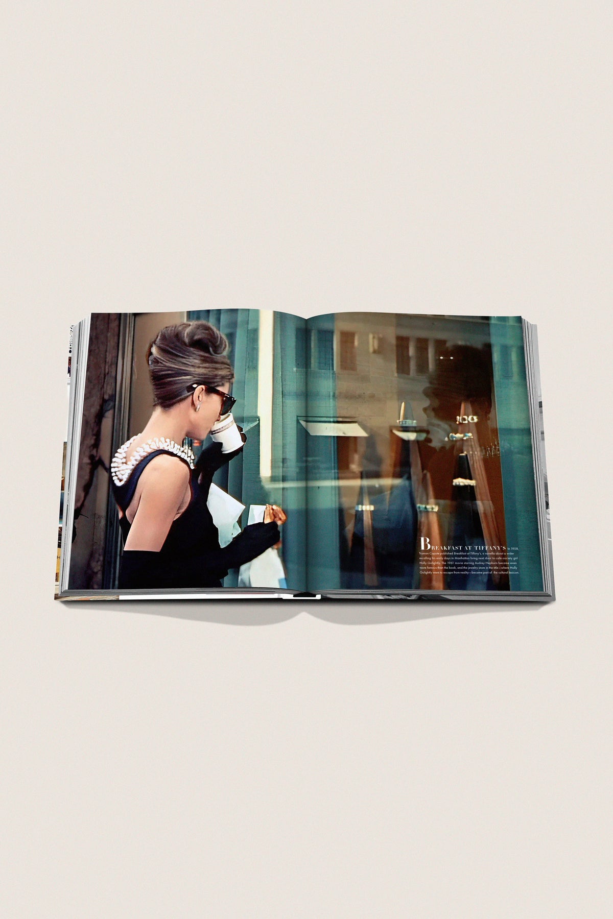 Fifth Avenue- 200 Years of Stories & Legends