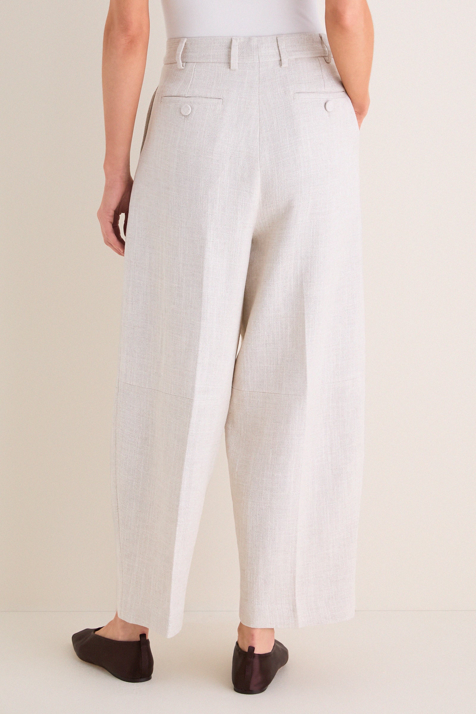 Mortar Melange Dash Pants: classic, wide-leg, cropped trousers with pleats, belt loops, and welt pockets. Effortless, high-end style for a fun, modern wardrobe.