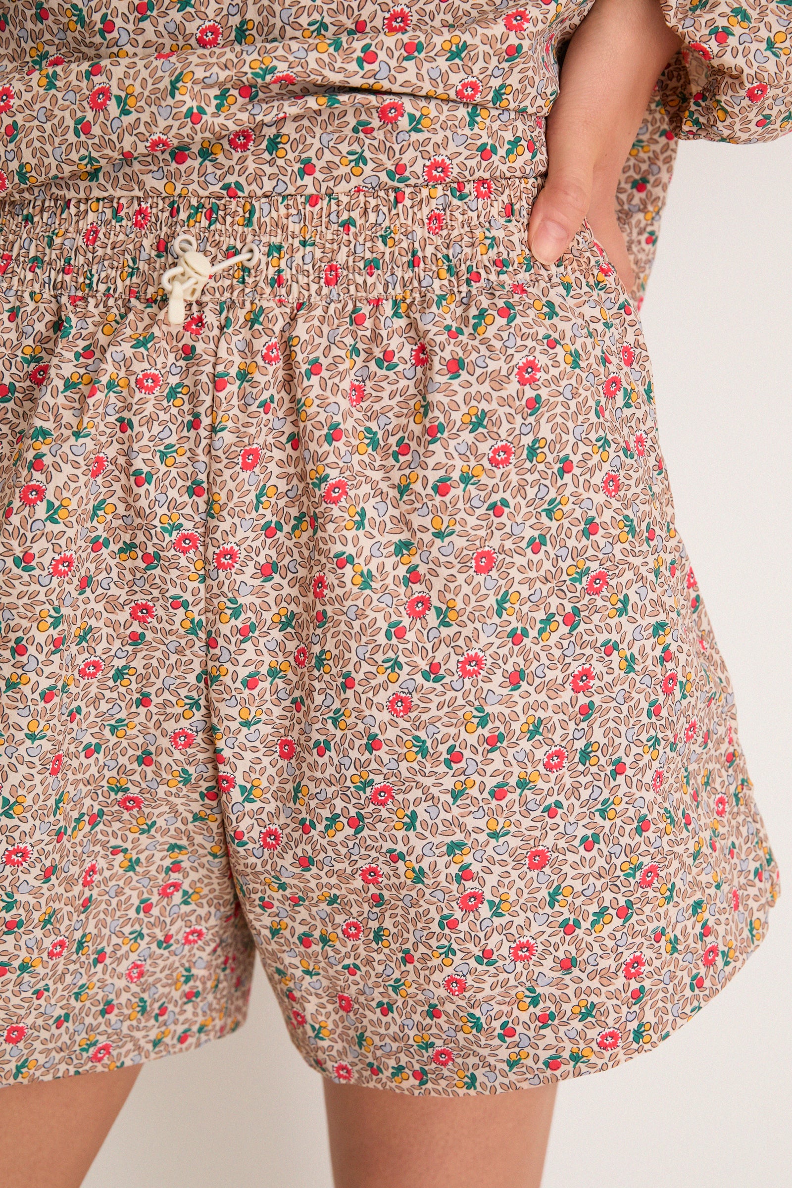 Sprouting Floral Rover Short