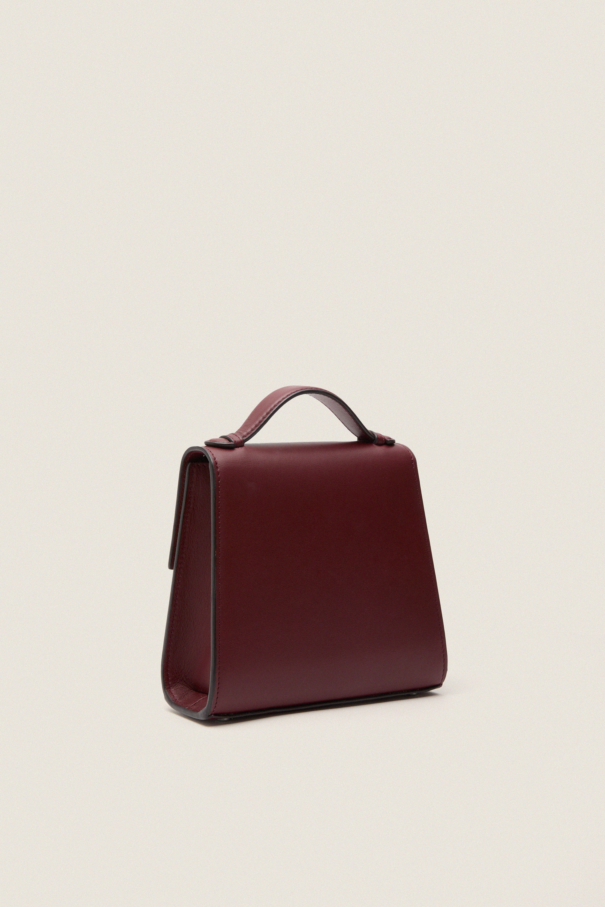 Burgundy Napa Small Top Handle
