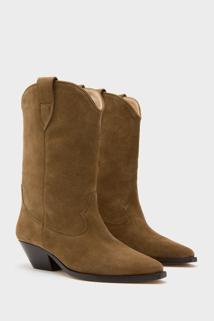 Dark Olive Duerto Boot, a classic mid-calf Western-style design with a pointed toe and angled heel, offers effortless high-end style and fun versatility for any adventure.