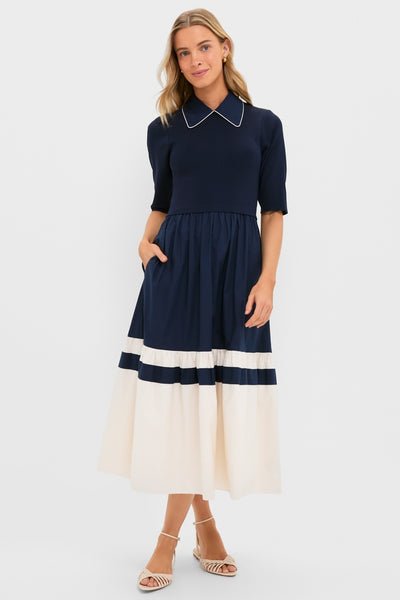 Robe Illa Illa Bleu Marine - Manches Courtes, Brodée, Smockée - Taille Juniors - Neuve Avec étiquettes