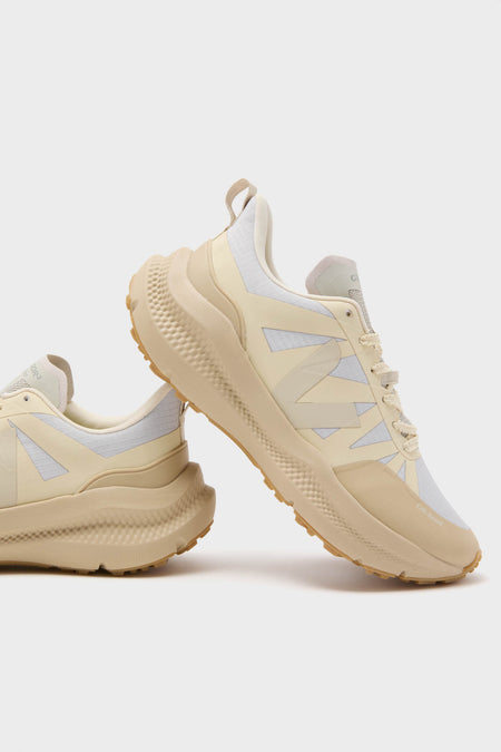 Pearl Calcaire Almond Condor 3 Off Road Sneakers