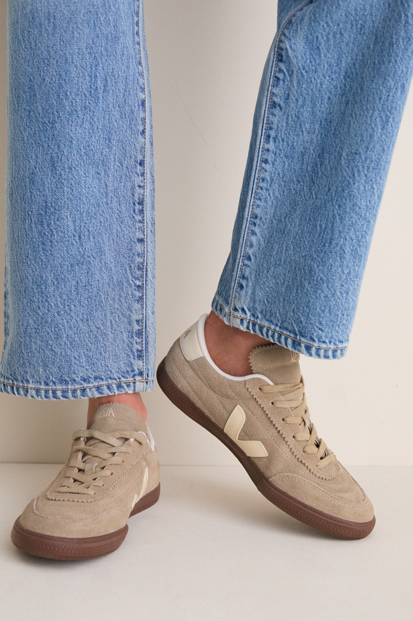 Taupe Pierre Bark Panenka Sneakers Tan | VEJA