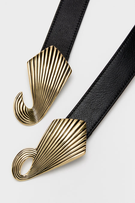 Black and Gold Syna Belt