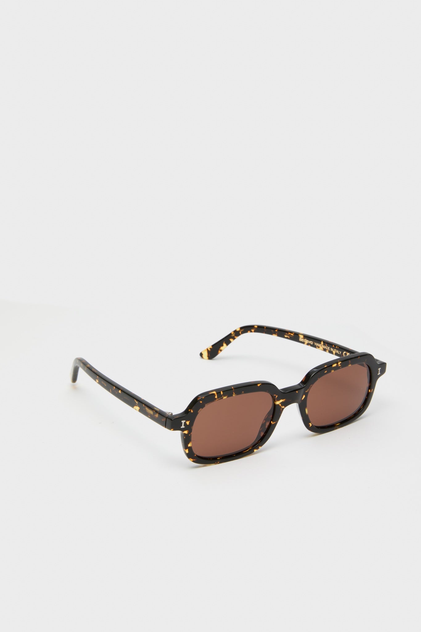 Flame Berlin Sunglasses, classic chunky tortoiseshell frames with brown lenses, exude effortless sophistication, perfect for high-end, fun, everyday wear.