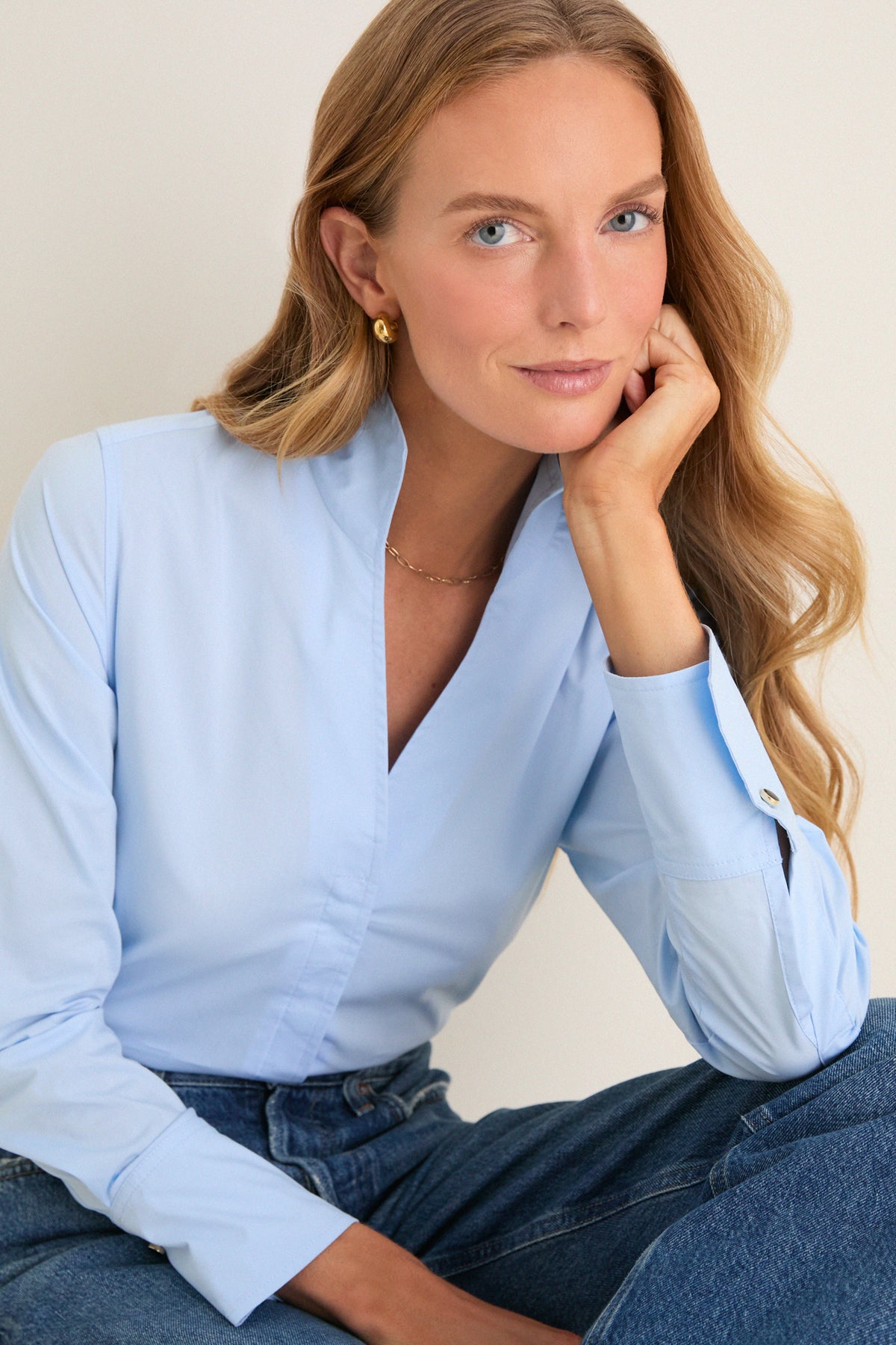 french blue button down dress shirt Tuckernuck Bessette French Blue / S Size:FR44 - US12 - UK16 and comfortable in all Charlotte Gingham Midi Dress-Final 240627