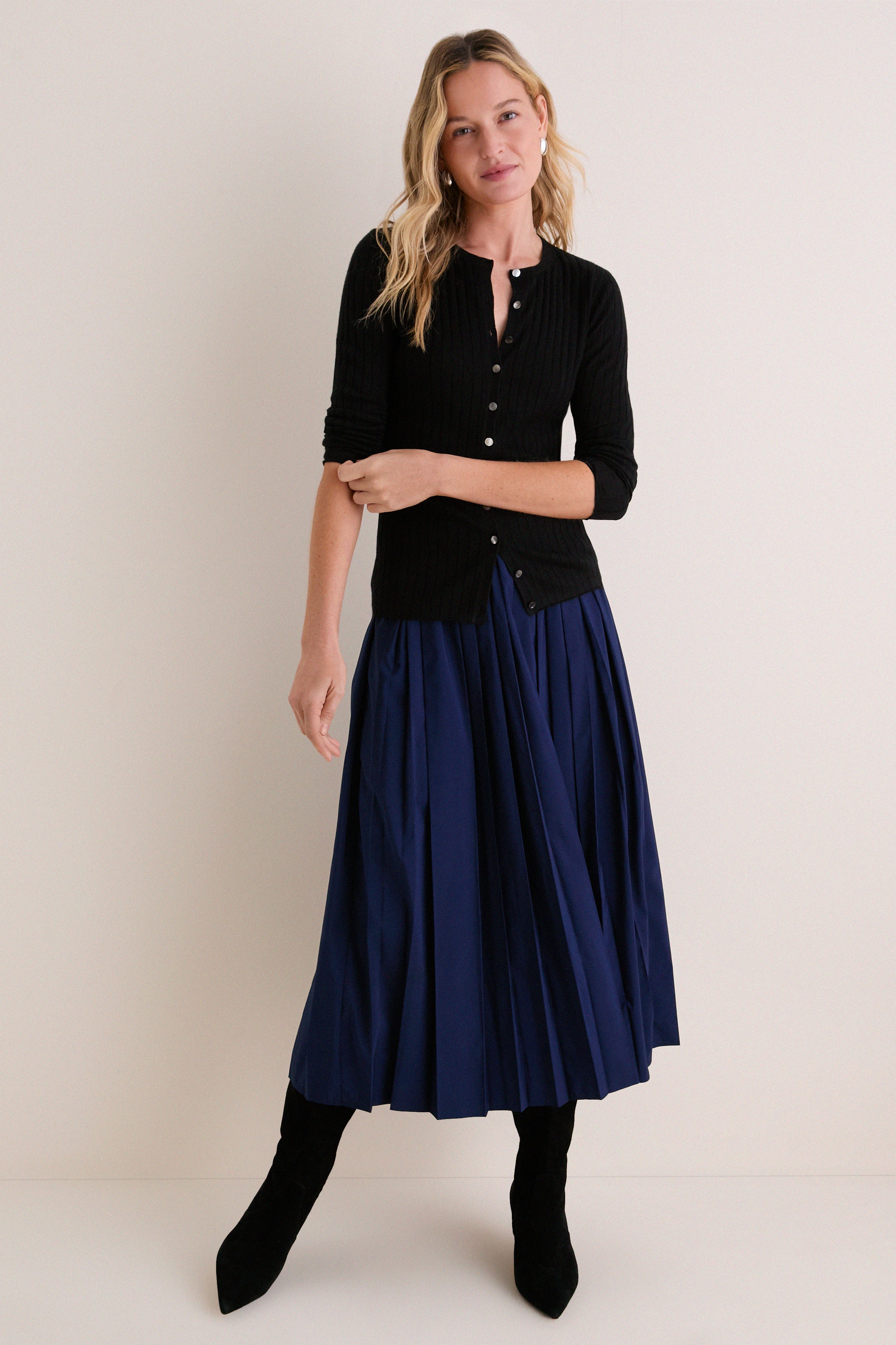 Navy Pleated Dixon Midi Skirt | Tuckernuck