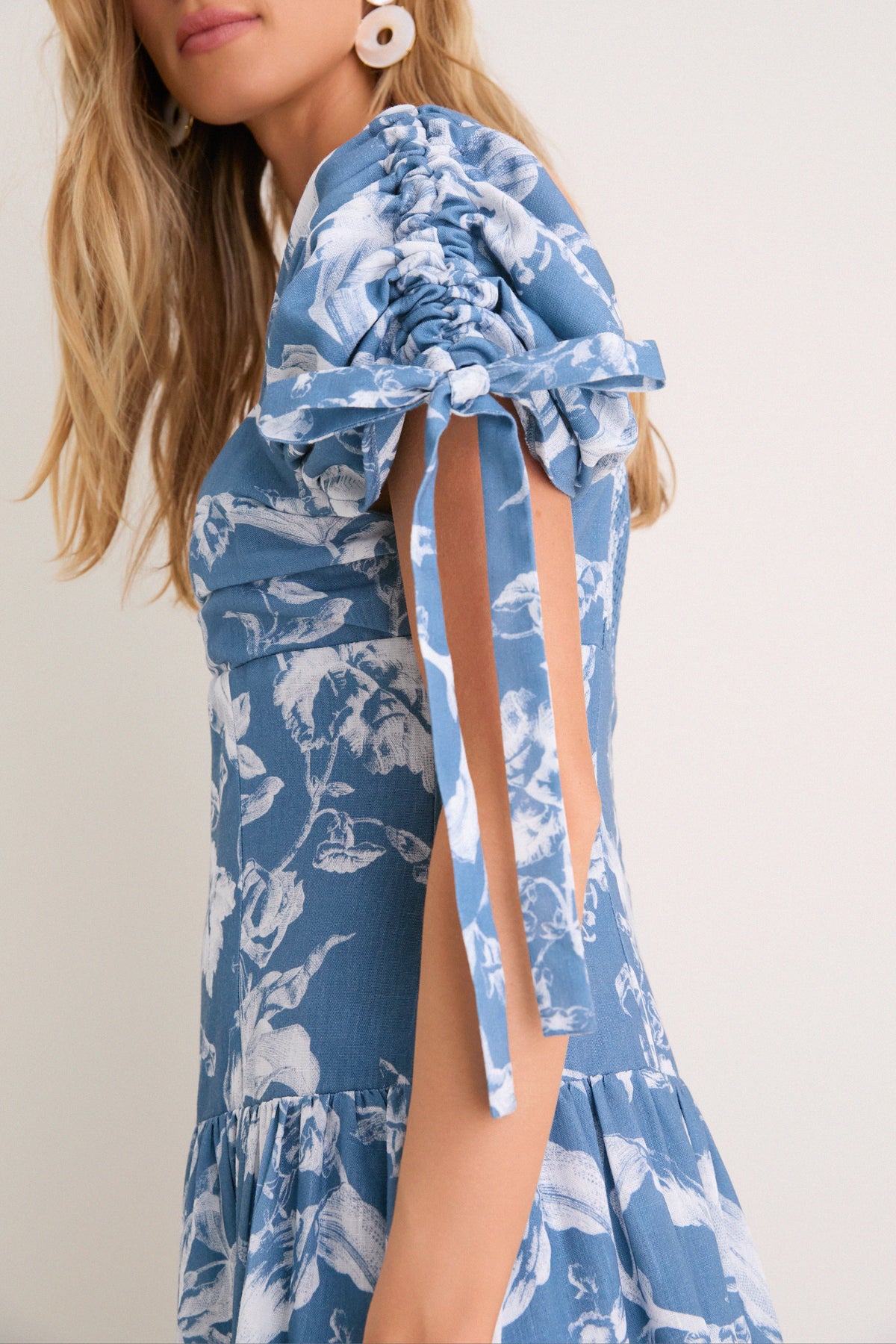 Hyacinth House Vintage Blue Floral Marianna Maxi Dress Vintage Blue Floral / XL Hyacinth House Vintage Blue Floral Marianna Maxi Dress Vintage Blue Floral / XL
