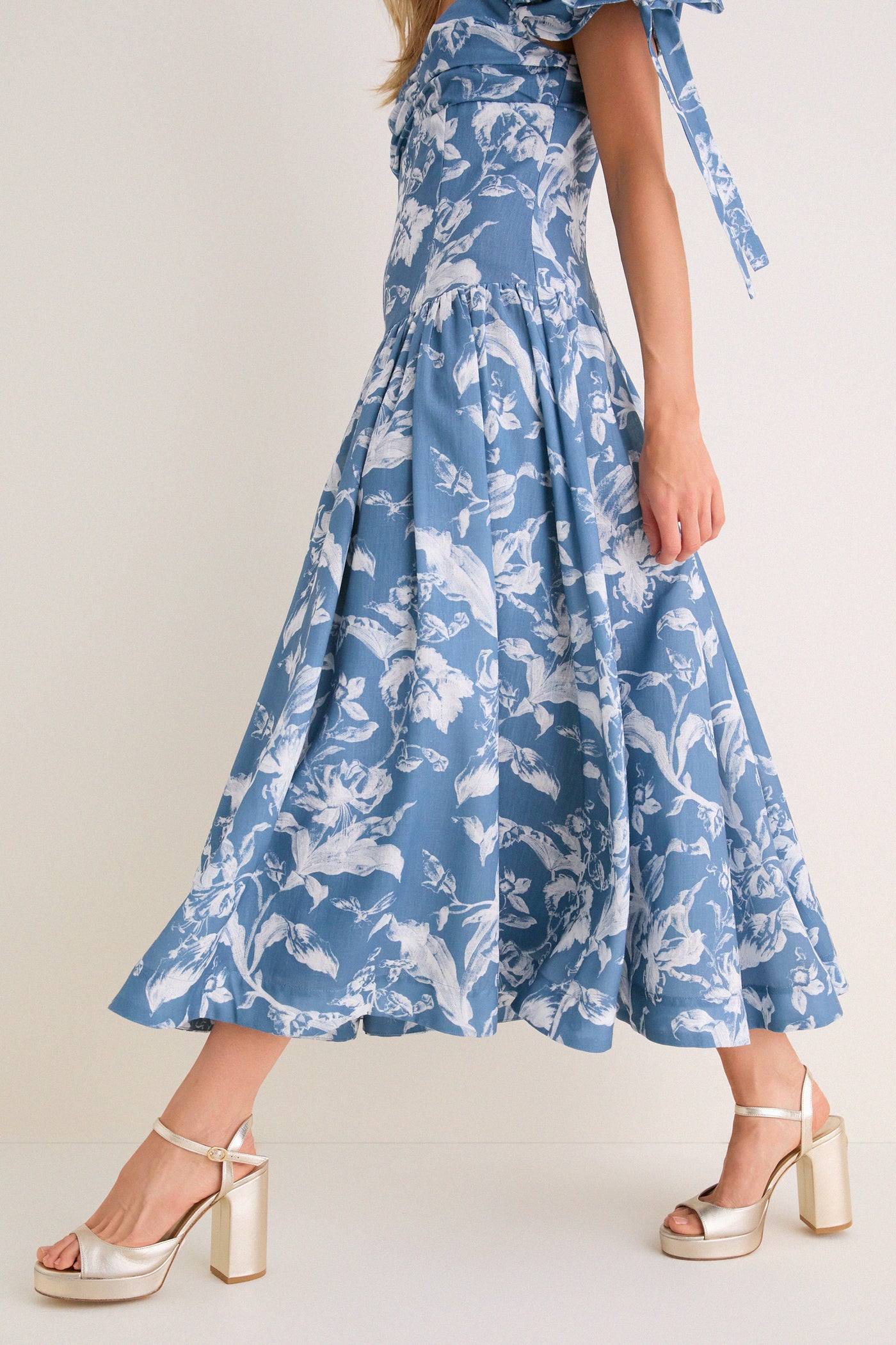 Vintage Blue Floral Marianna Maxi Dress
