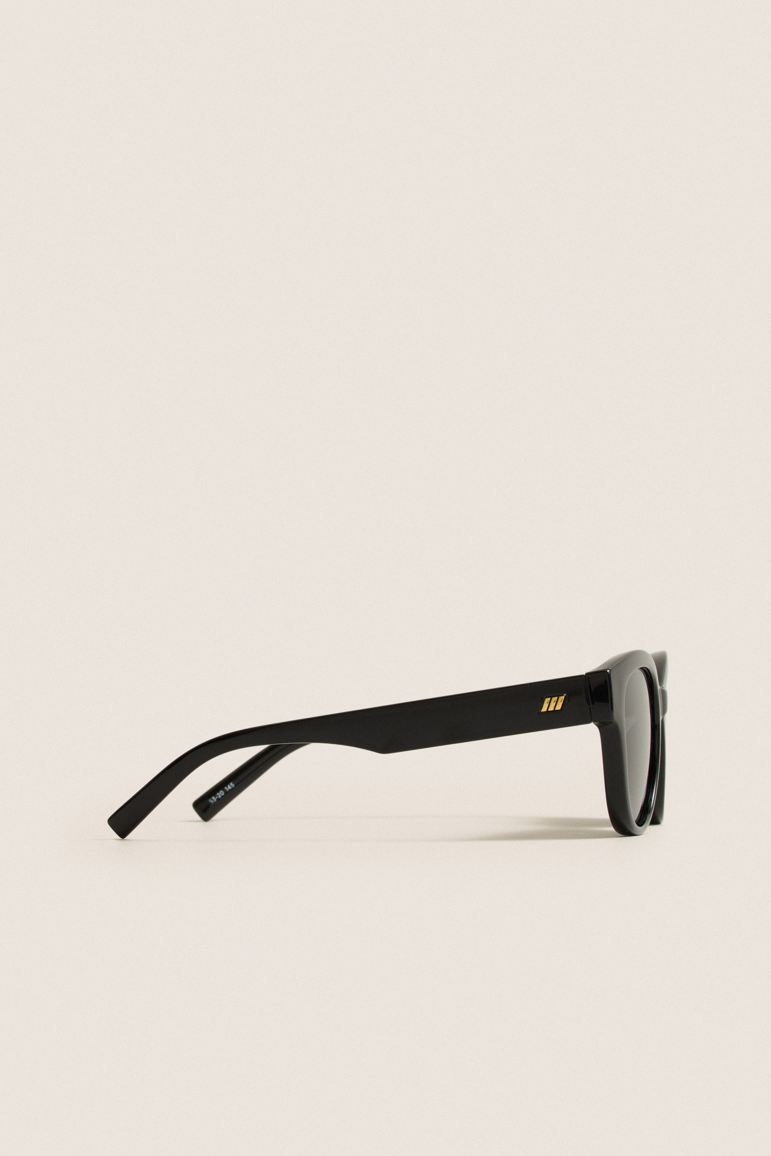 Black Polarized Majestic Sunglasses
