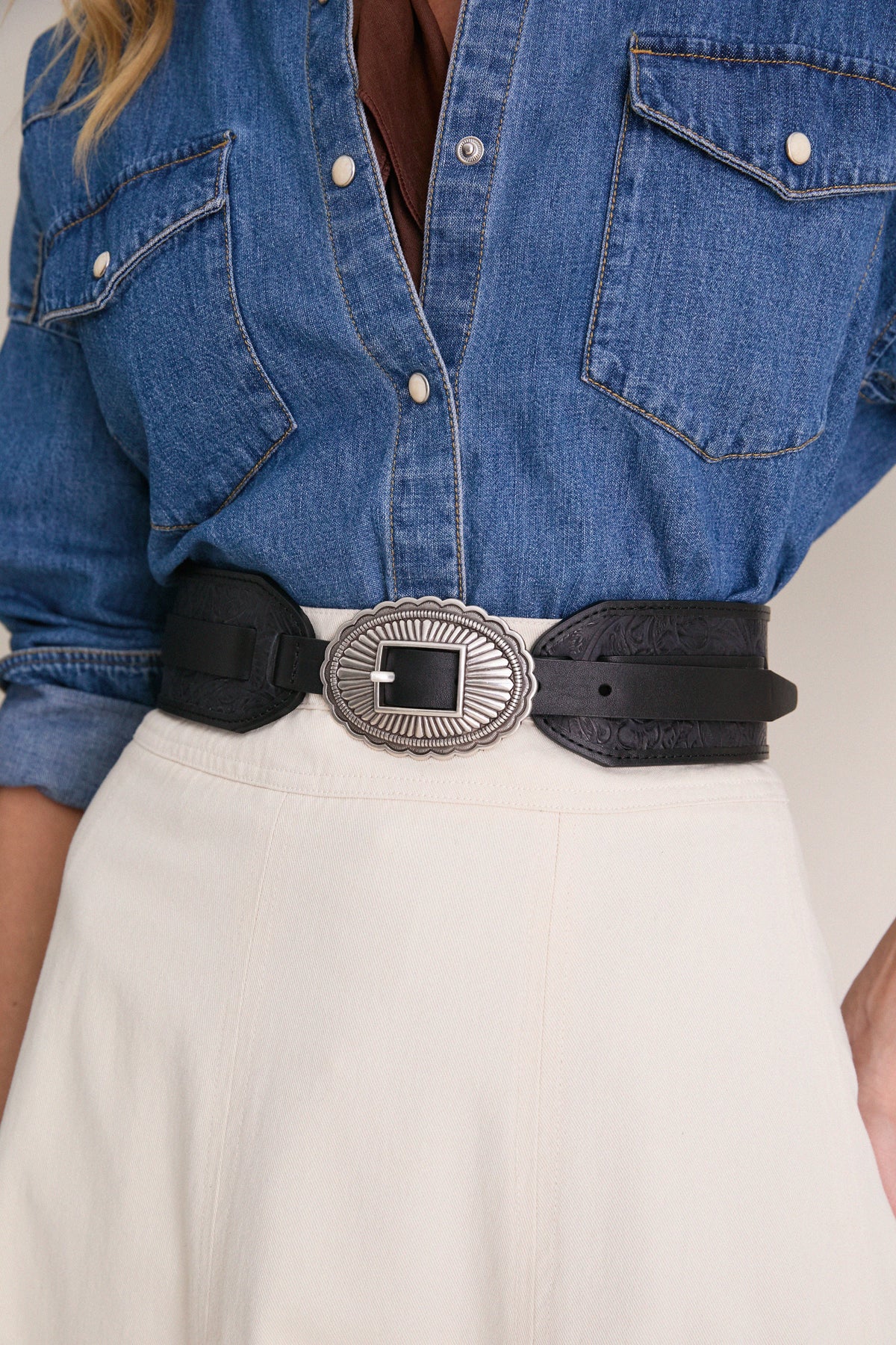 THE GREAT. x Stetson Black and Silver Tooled Waist Belt