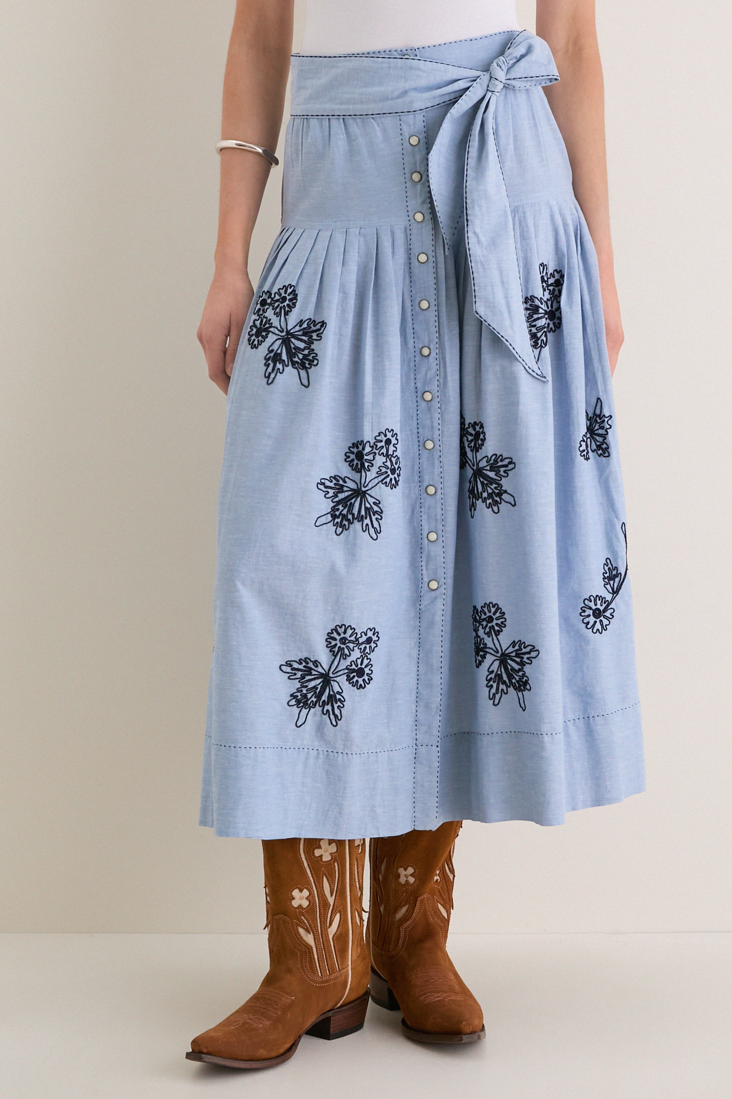 The Chambray Embroidered Highland Skirt | THE GREAT.
