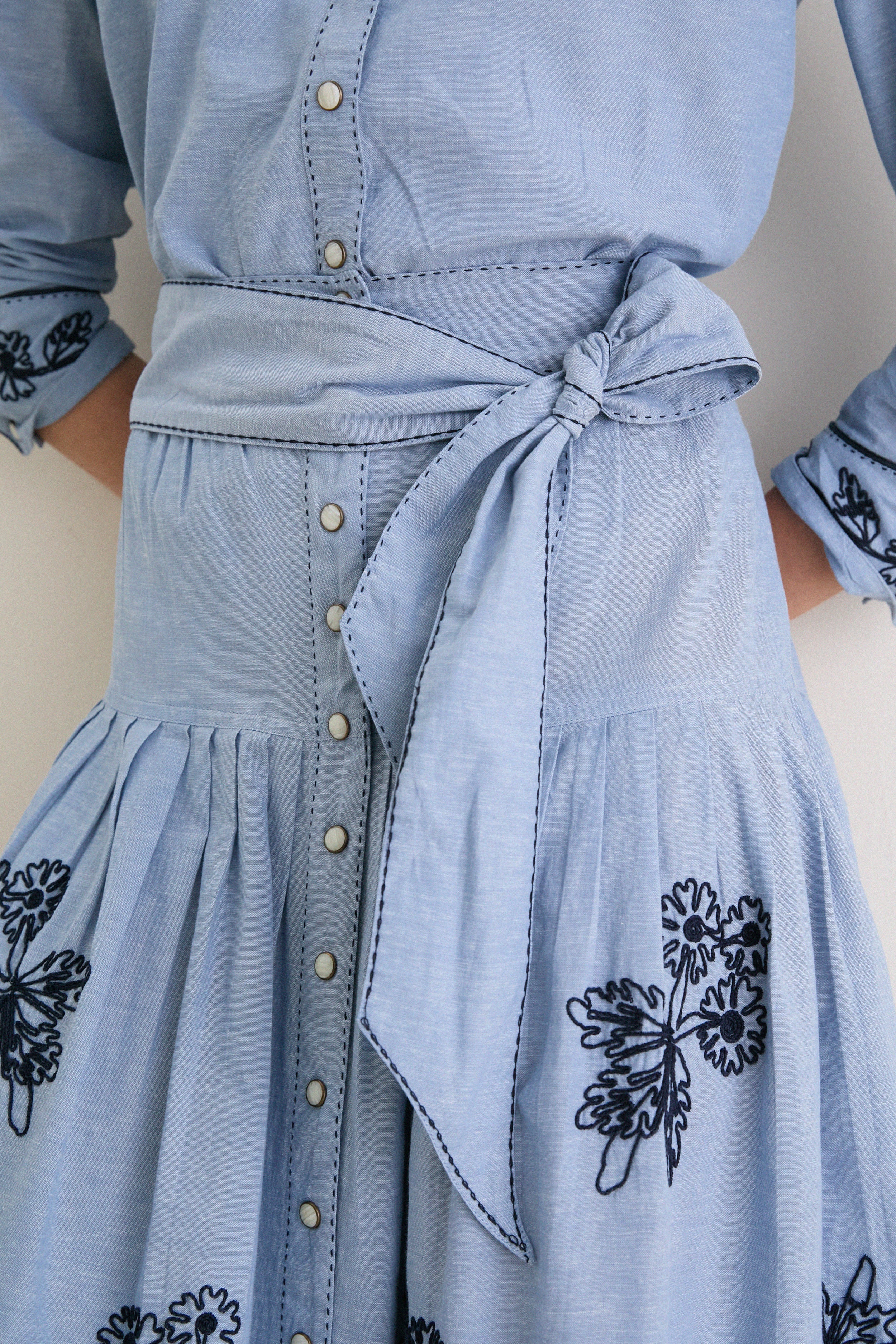 The Chambray Embroidered Highland Skirt | THE GREAT.