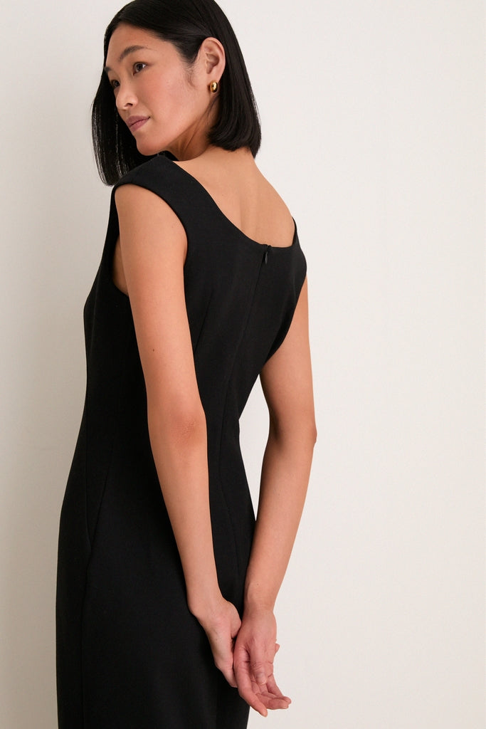 tuckernuck black midi dress Tuckernuck Noir Crepe Romy Midi Dress Black / L