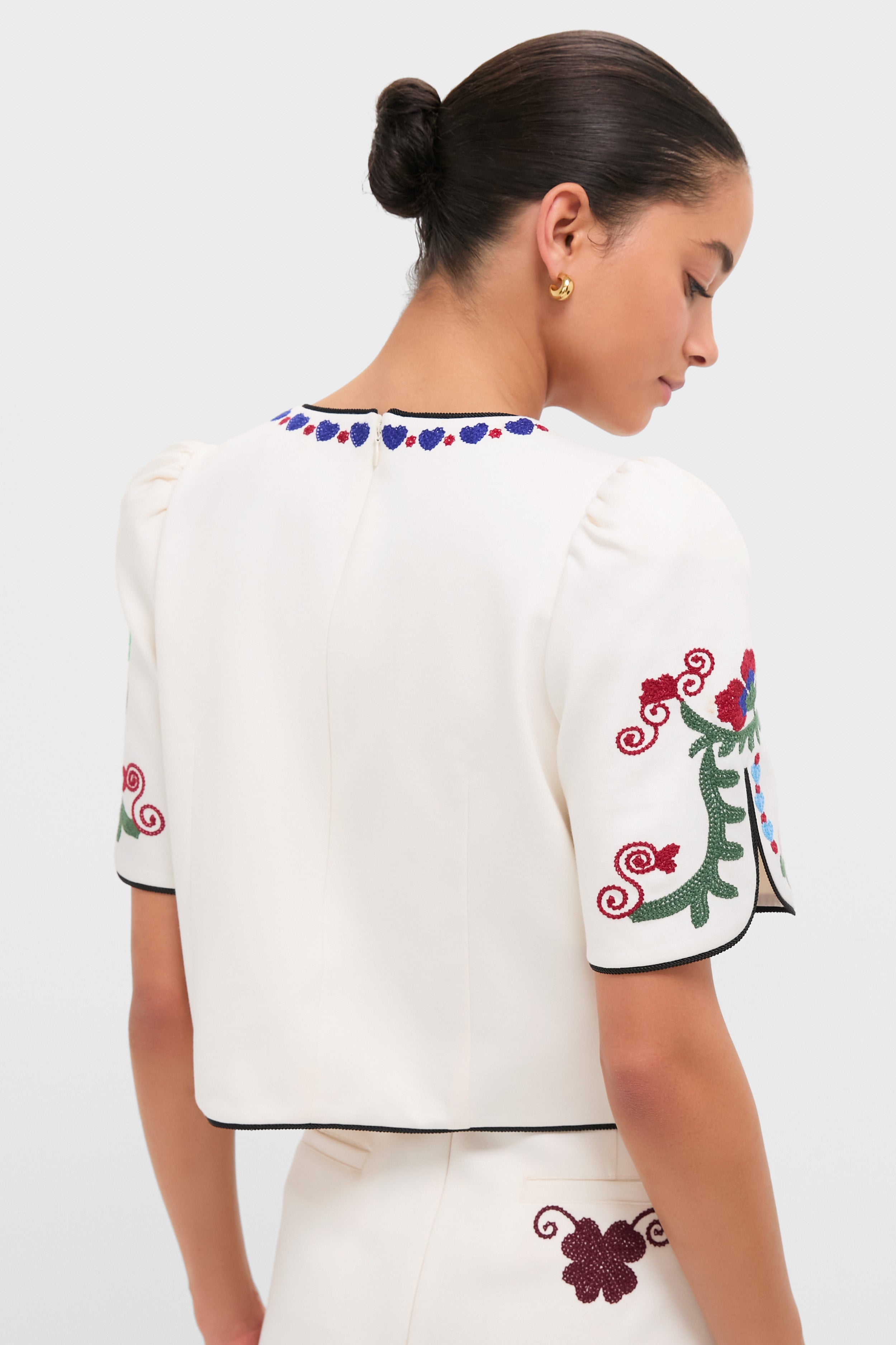 トップス ny_bellamonte Embroidered Mock Neck Top Black – blueandcream