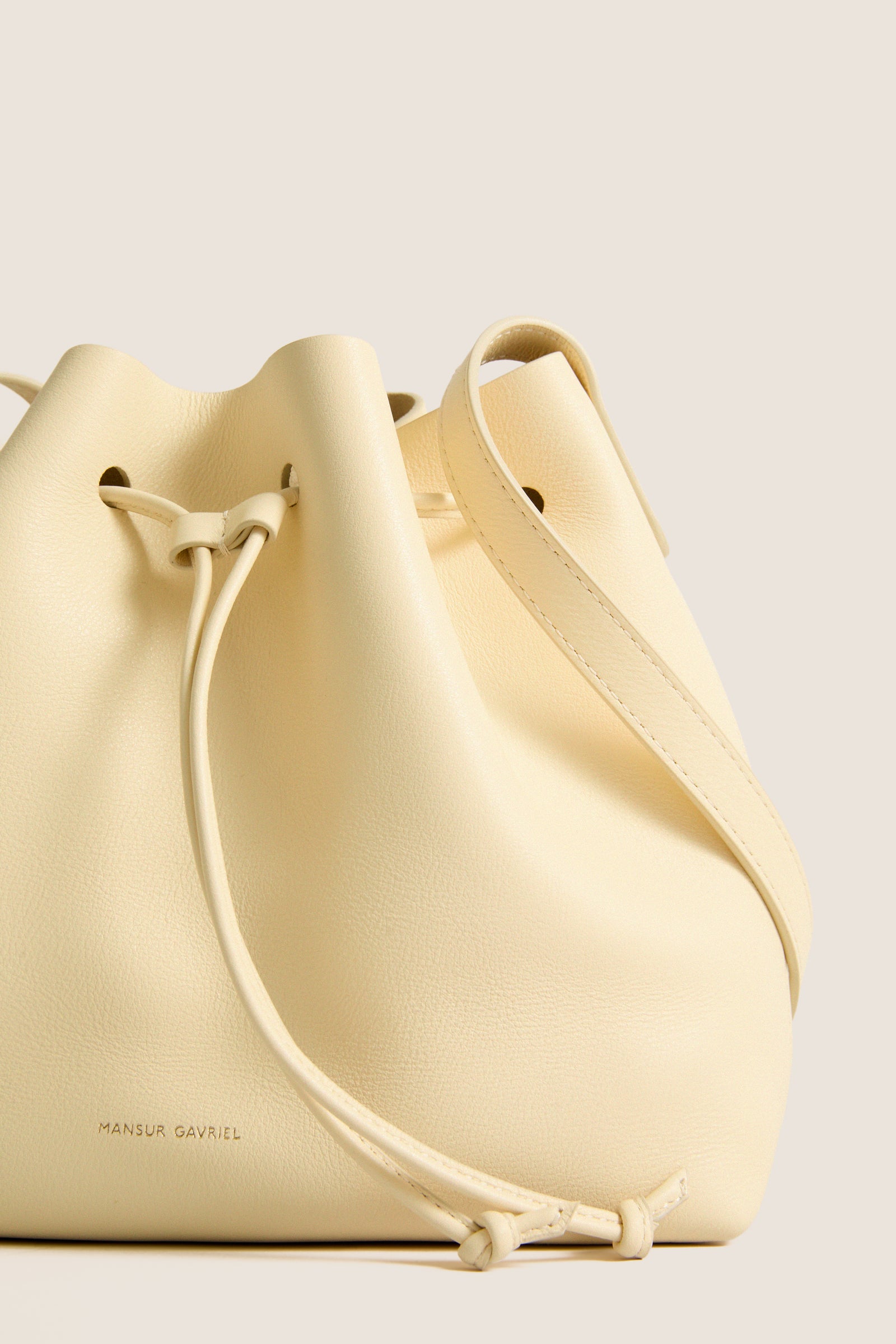 Crema Secchio Crossbody Bag