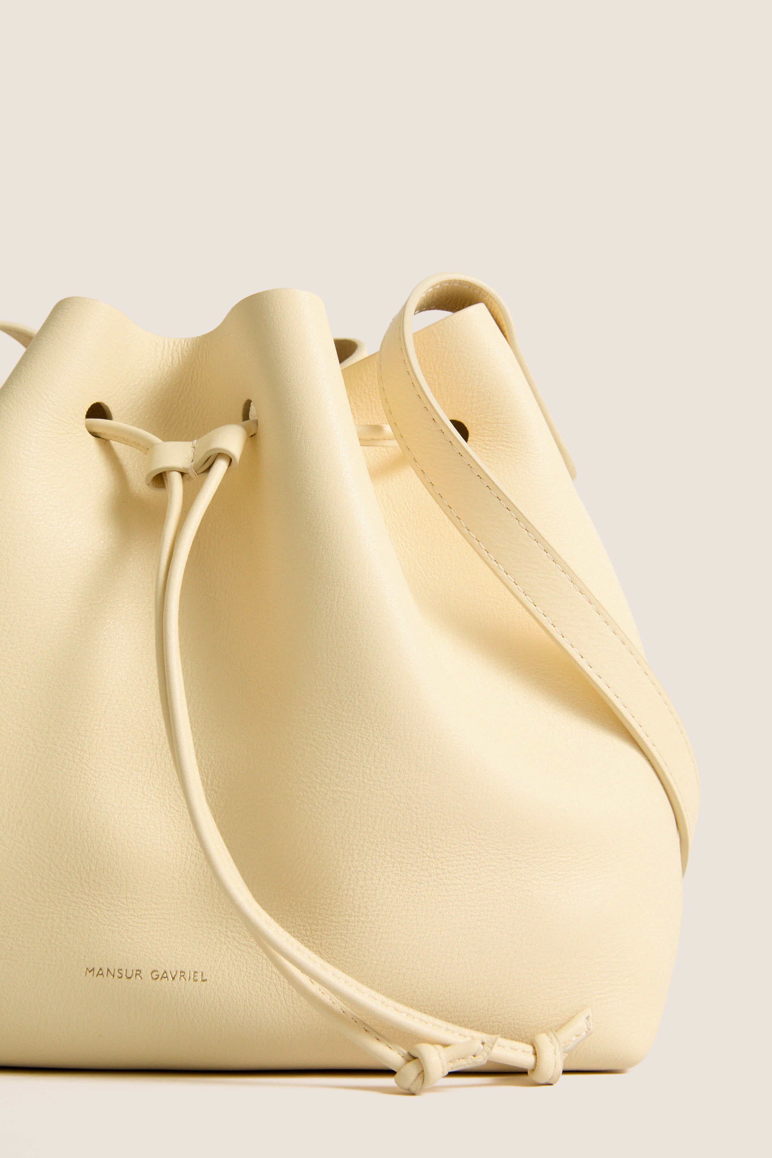 Crema Secchio Crossbody Bag