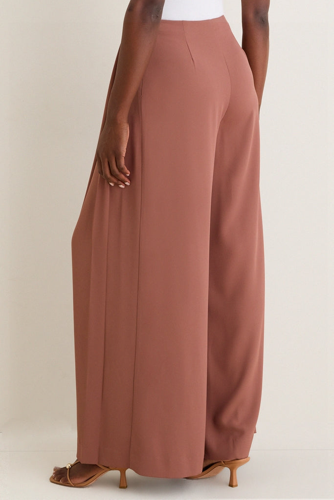 Light Mink Nova Pleated Pant