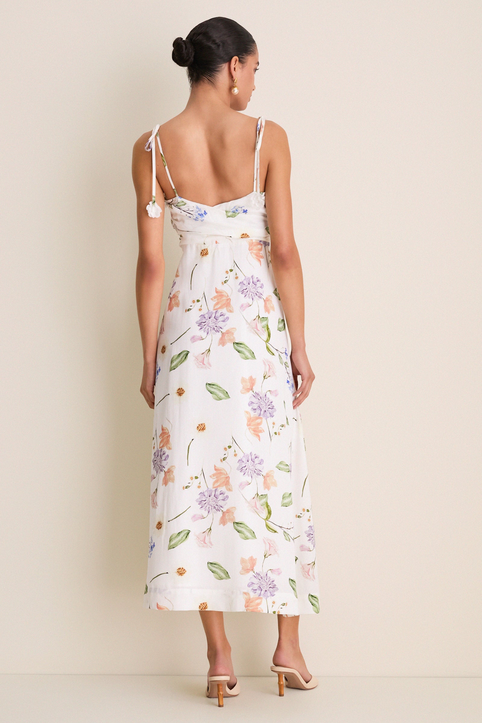 White Wildflower Floral Zinnia Maxi Dress