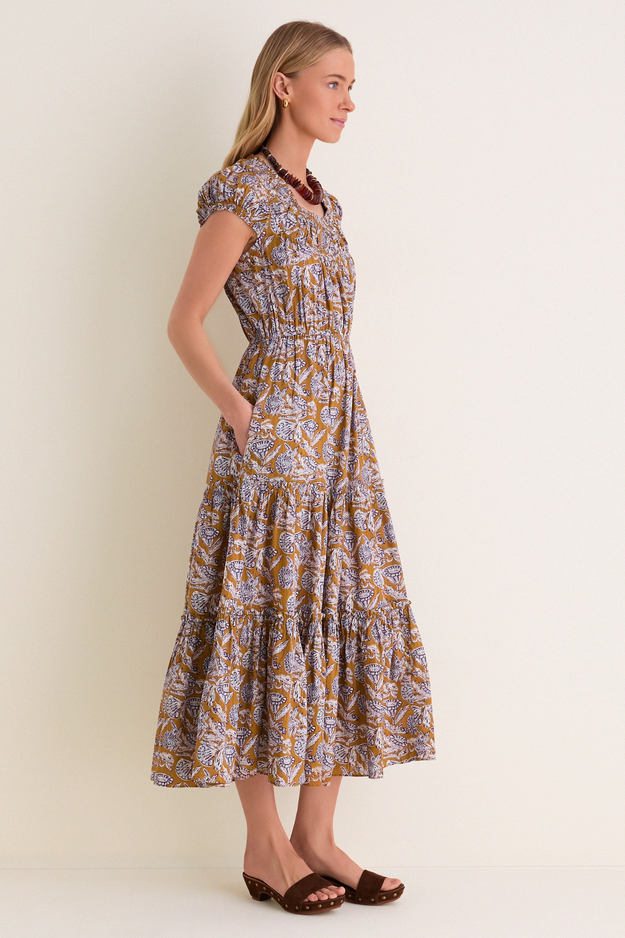alexis alora embroidered cotton midi dress Alexis Alora Embroidered Midi Dress -Size Medium at 1stDibs