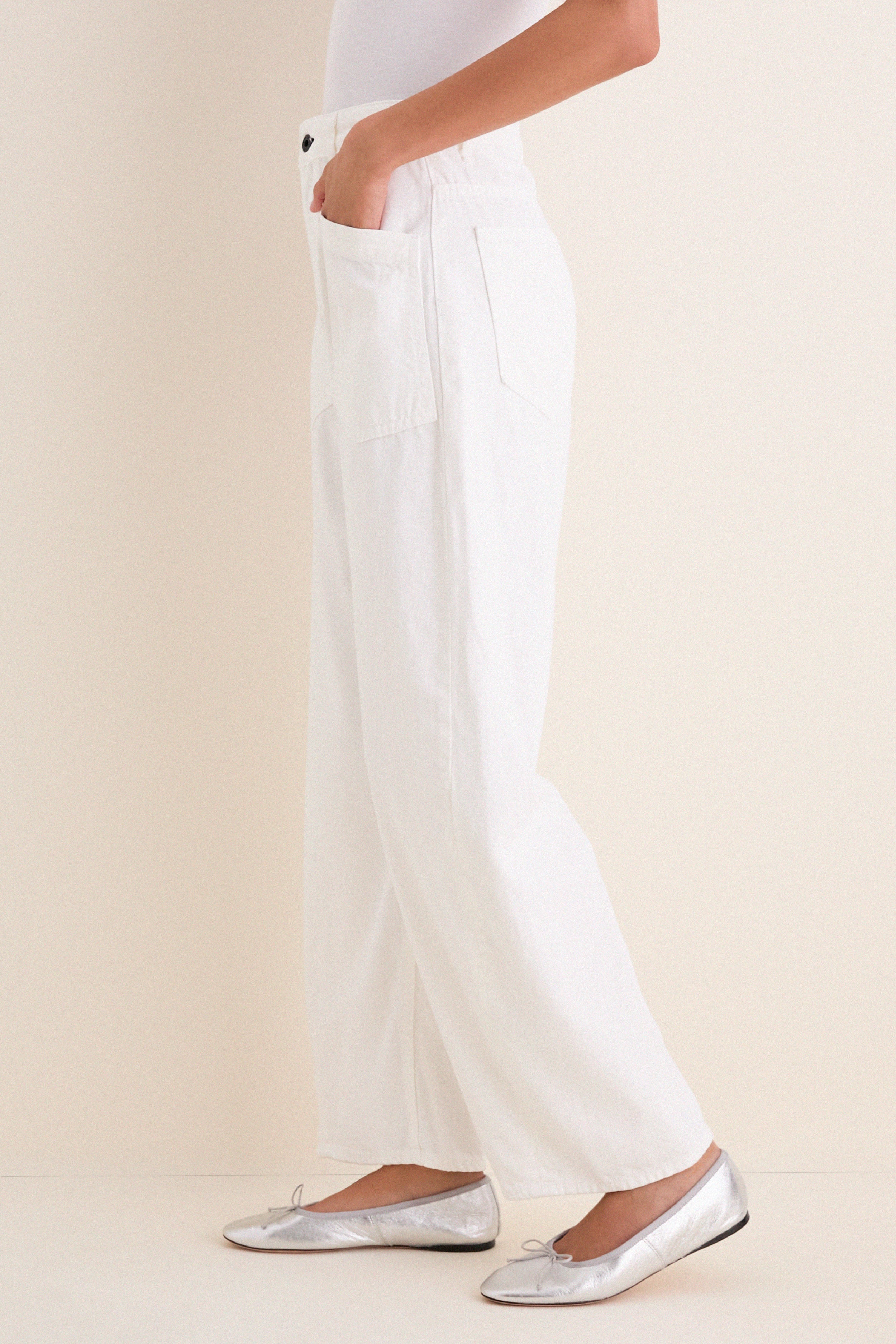 Ivory Twisted Barrel Jean