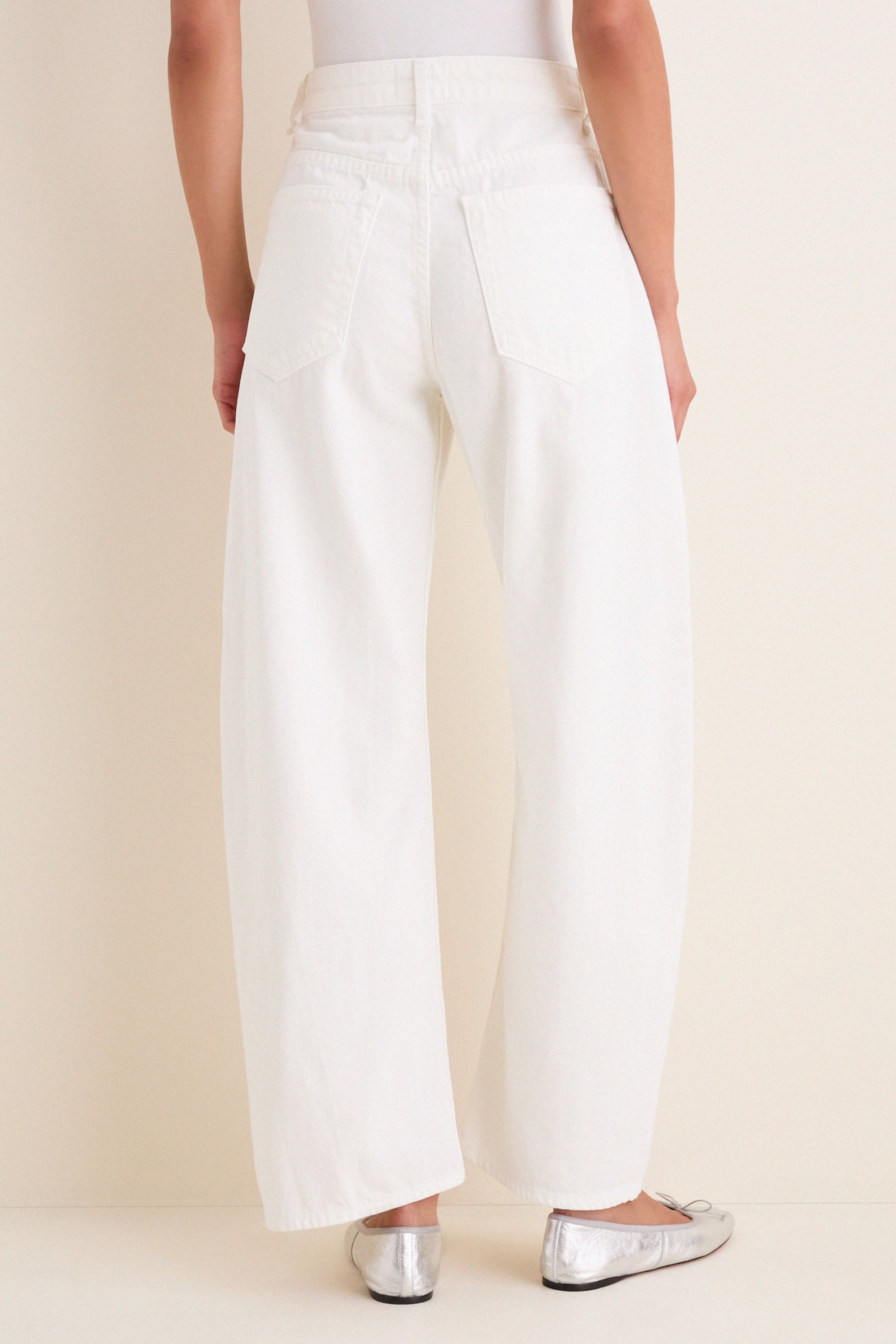 Ivory Twisted Barrel Jean