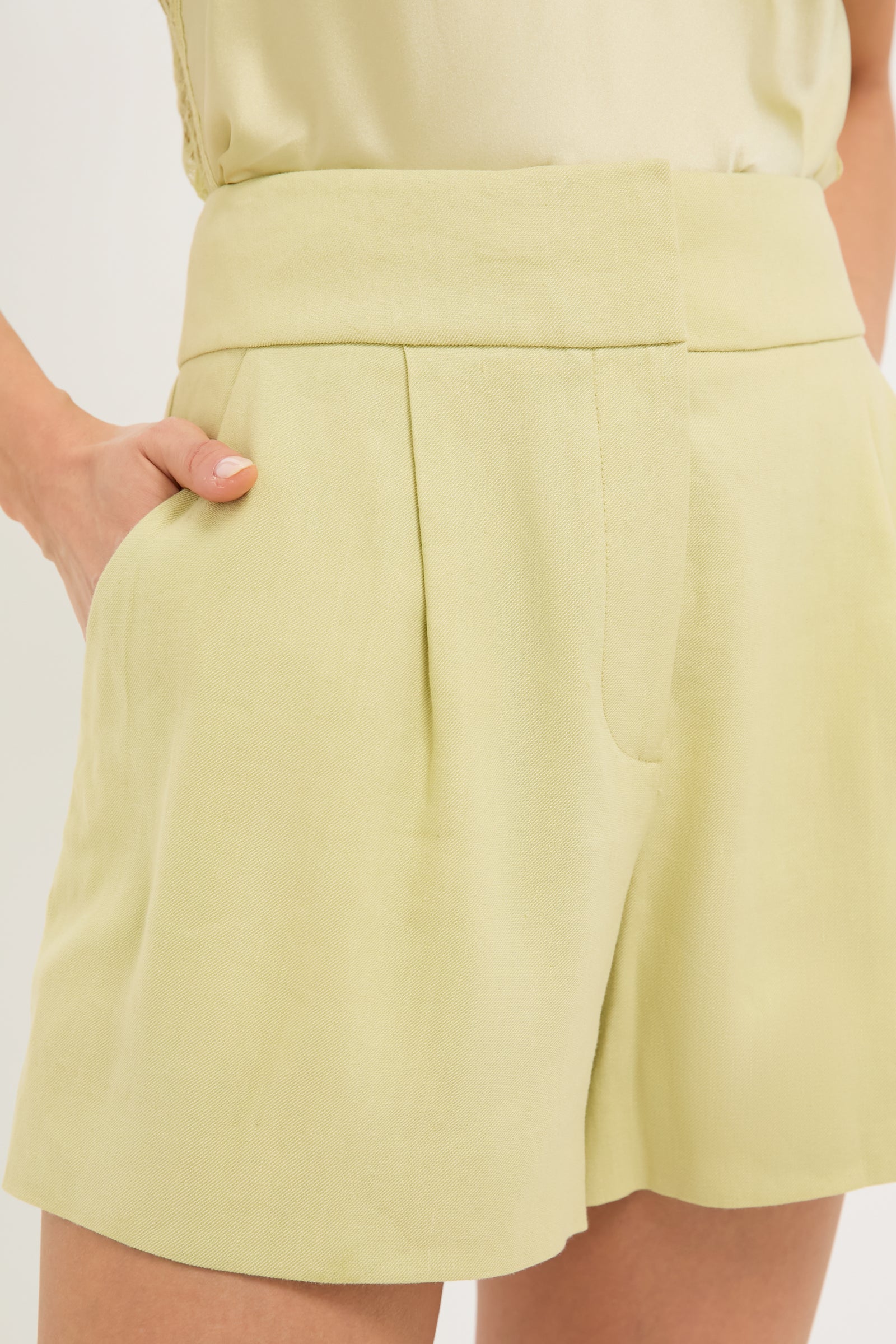 Pistachio Haina Short