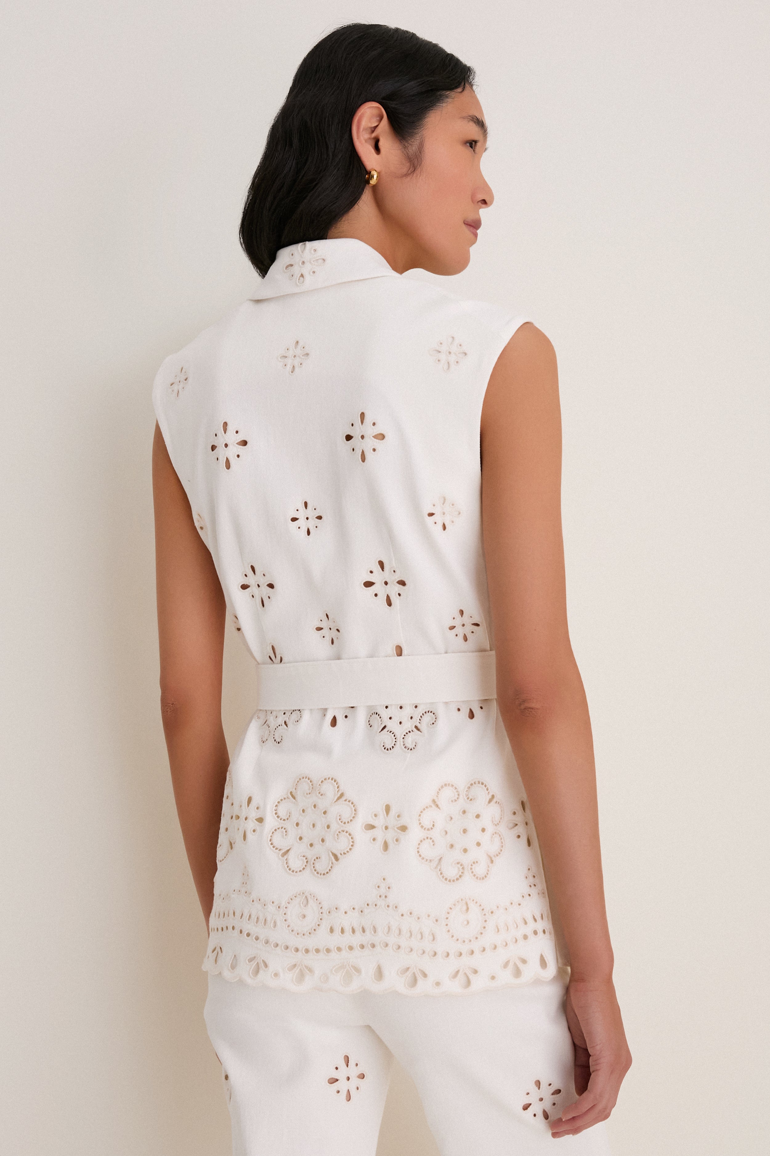 Dove Townes Vest