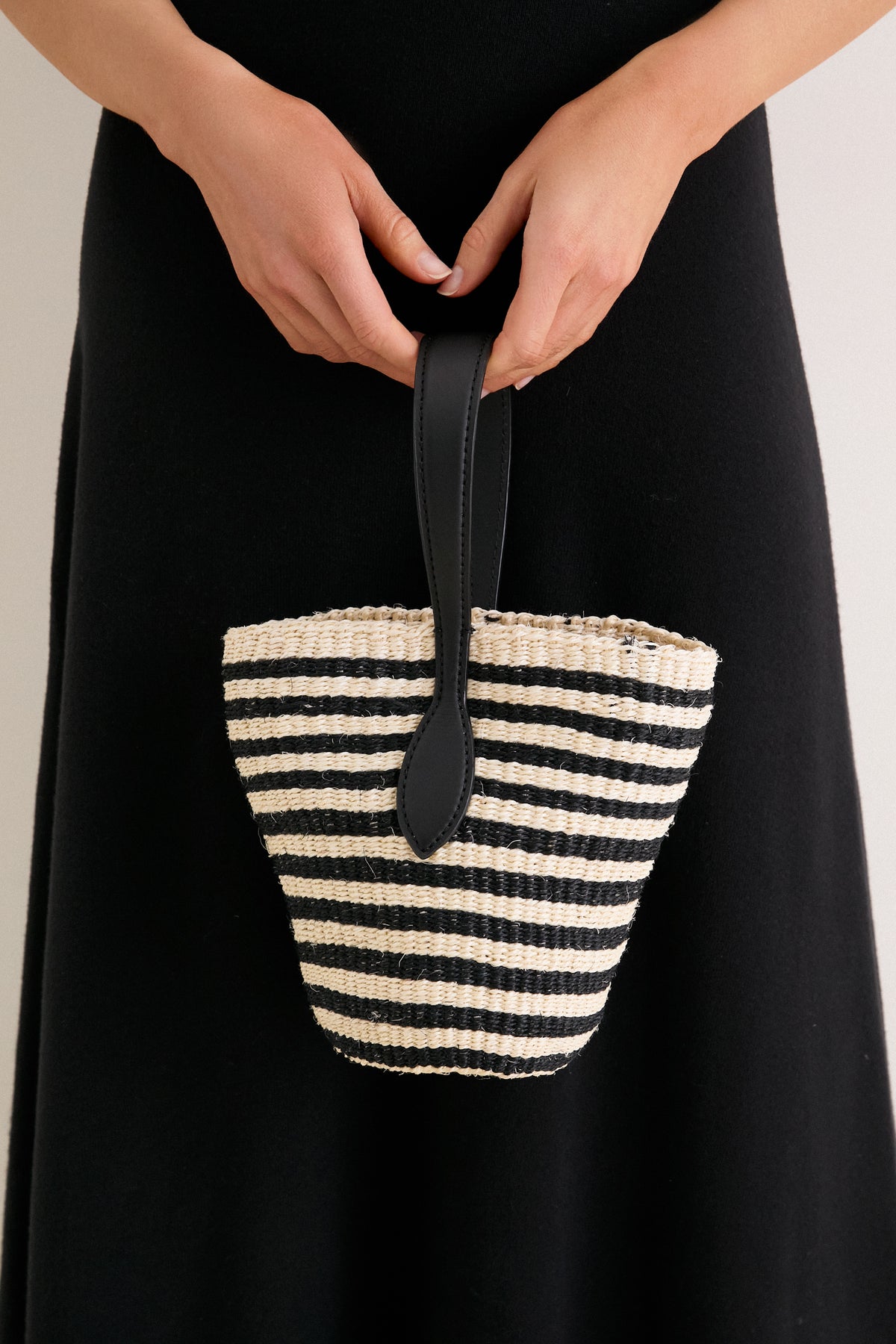 Black Sisal Single Handle Basket