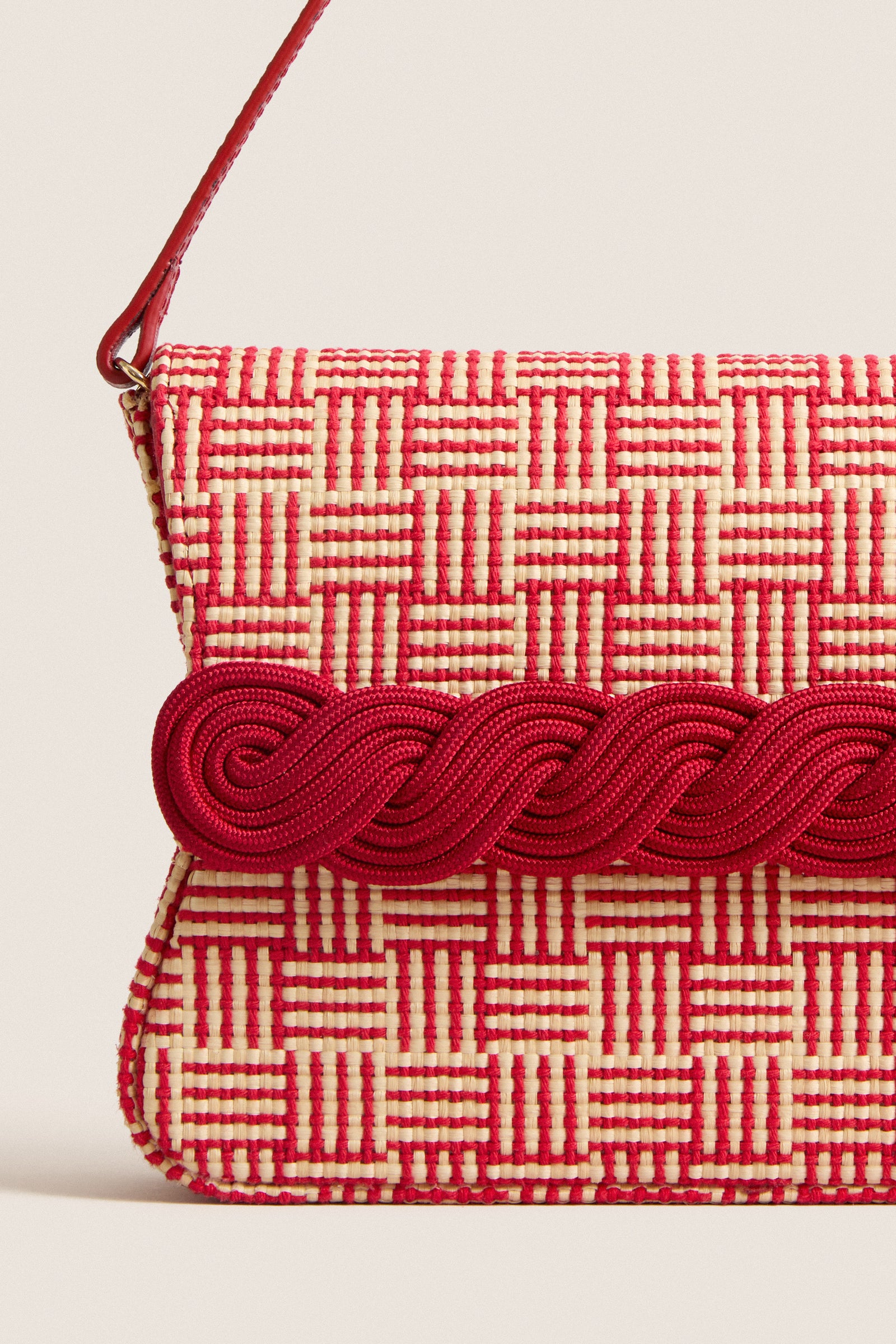 Natural and Red Gerrit Straw Clutch