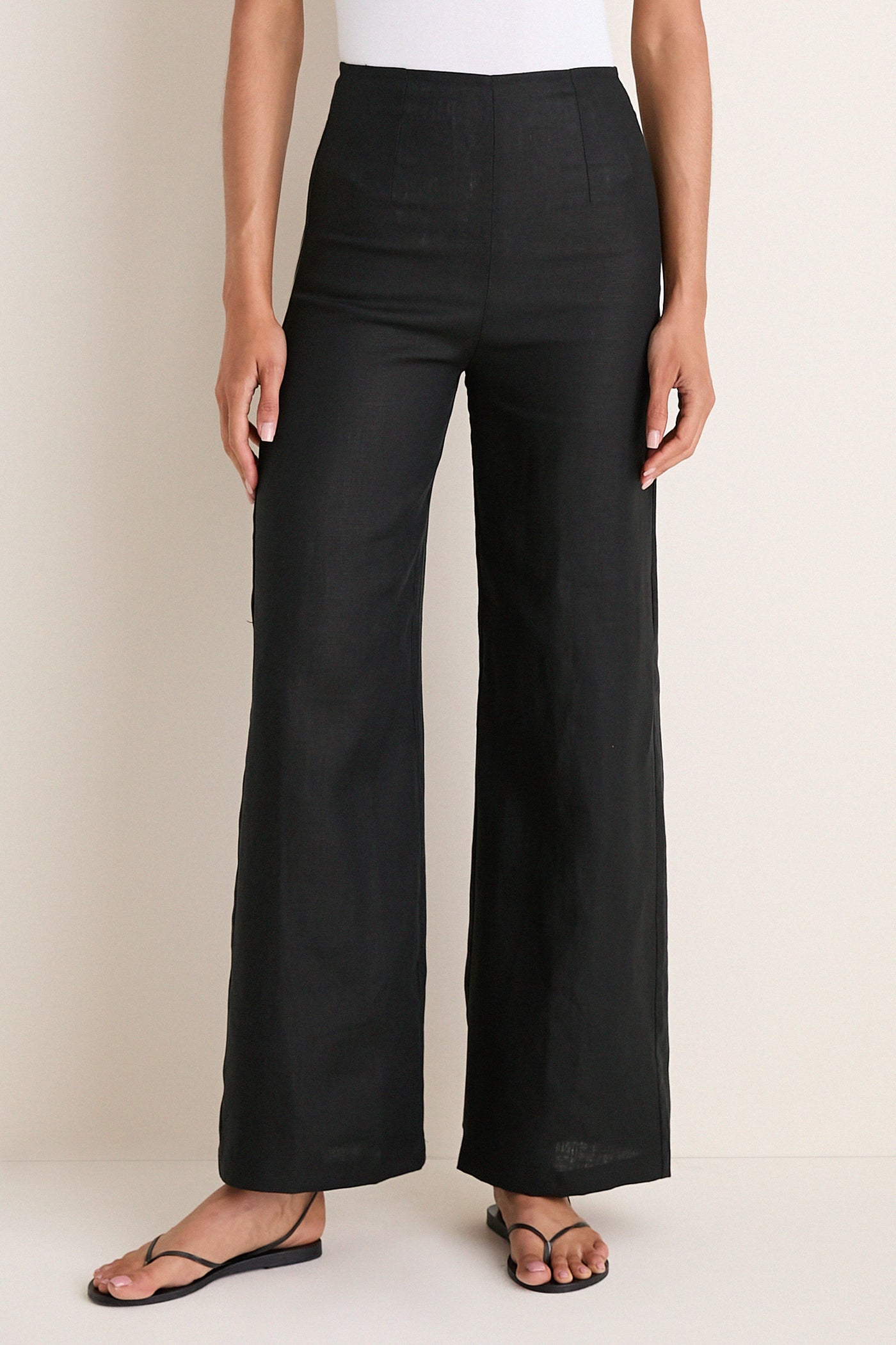 Black Syna Pants