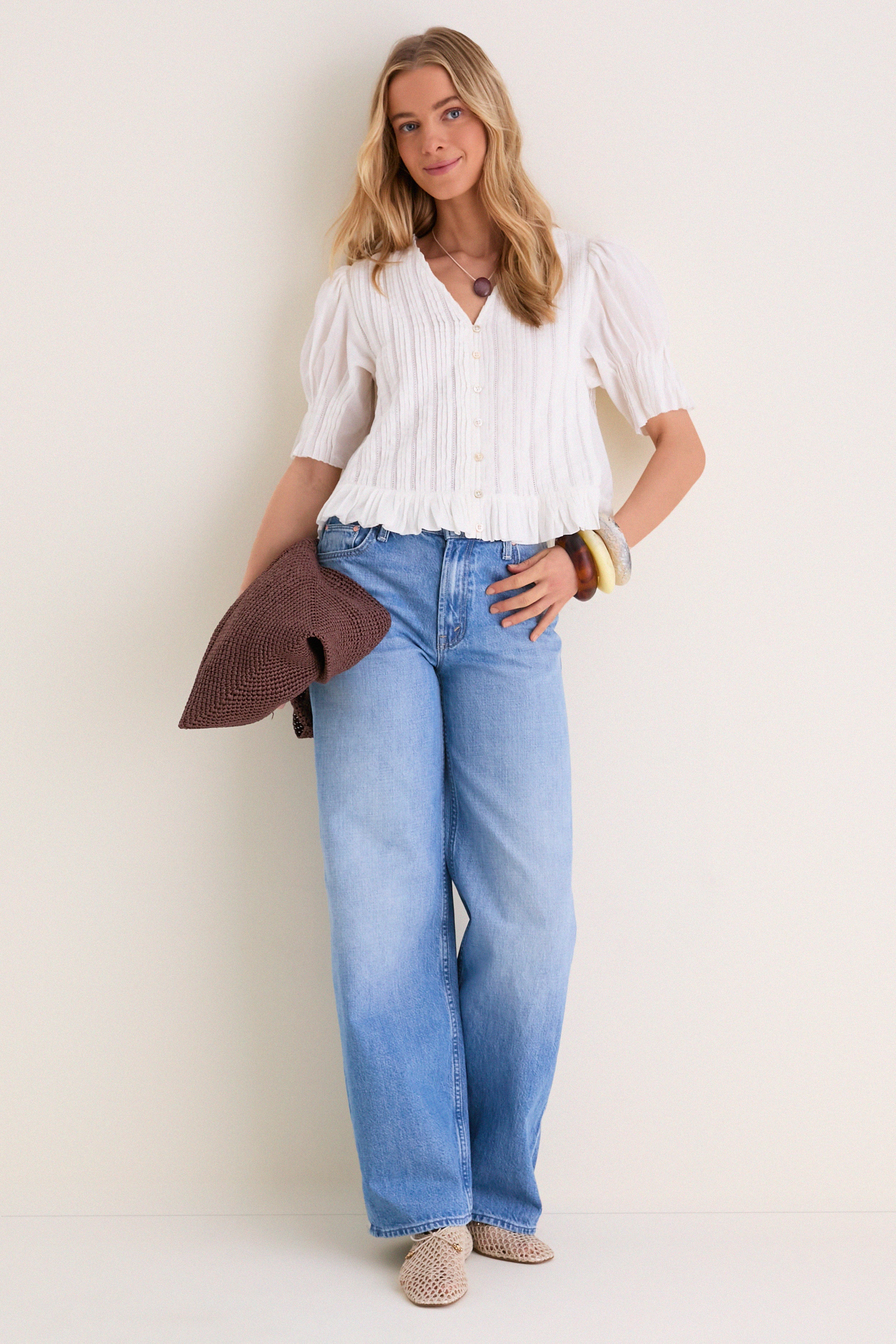 White Alberte Solid Bubble Sleeve Blouse
