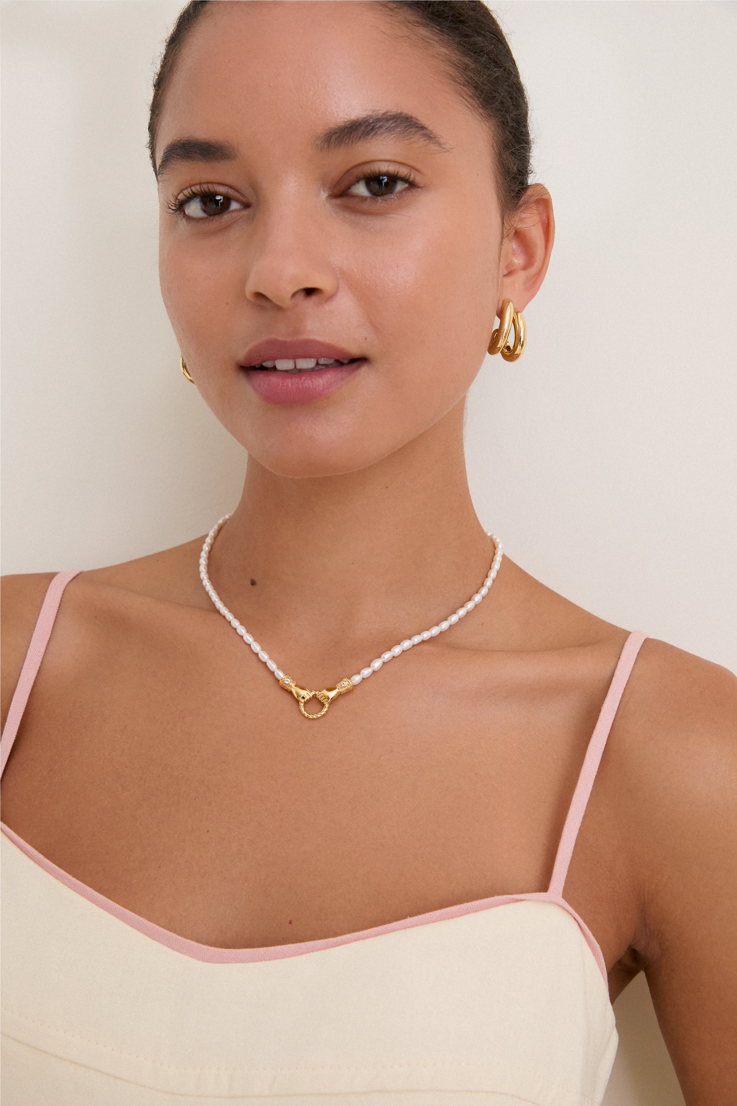 Gold Harris Reed in Good Hands Pearl Pendant Necklace
