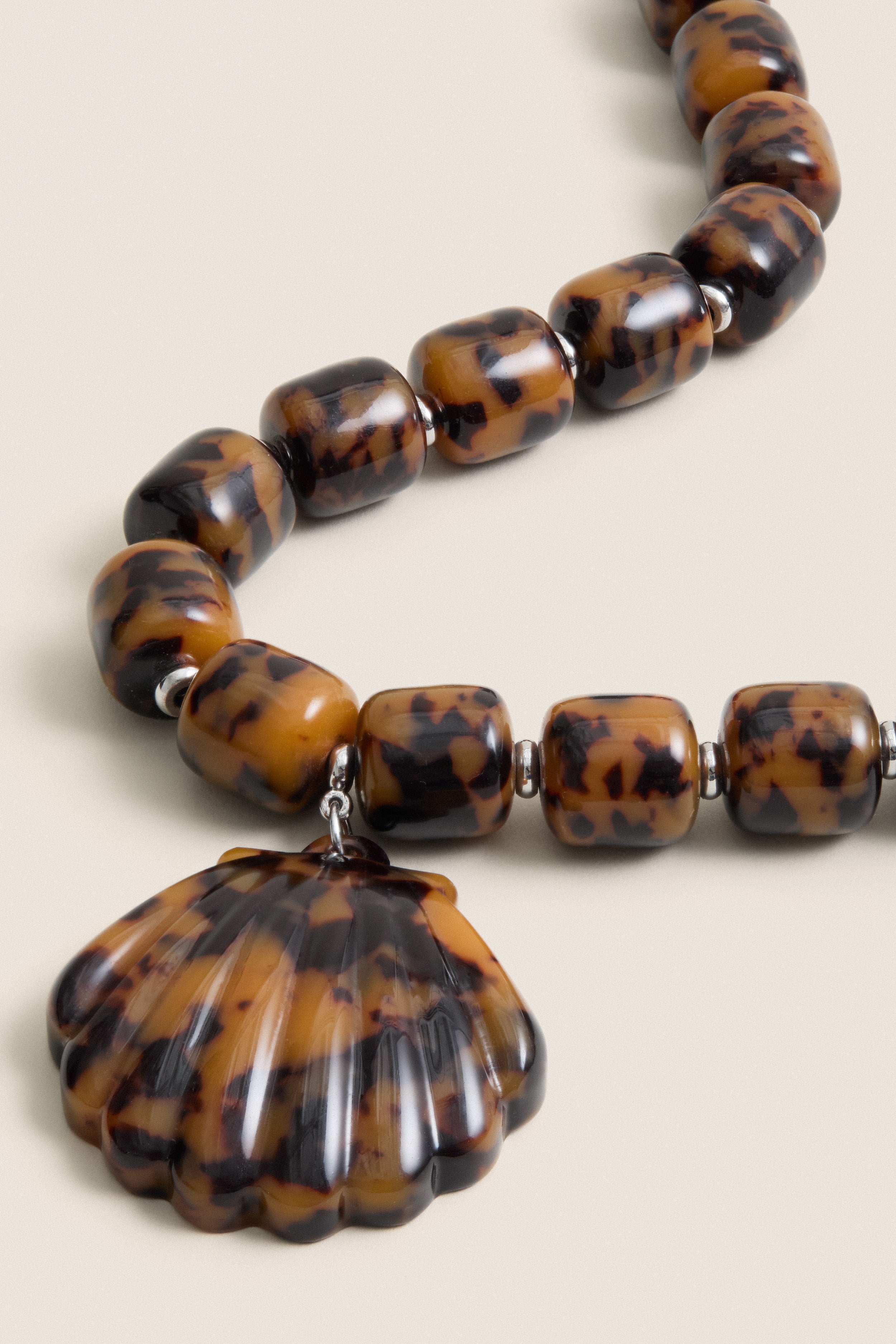 Brown Asty Necklace